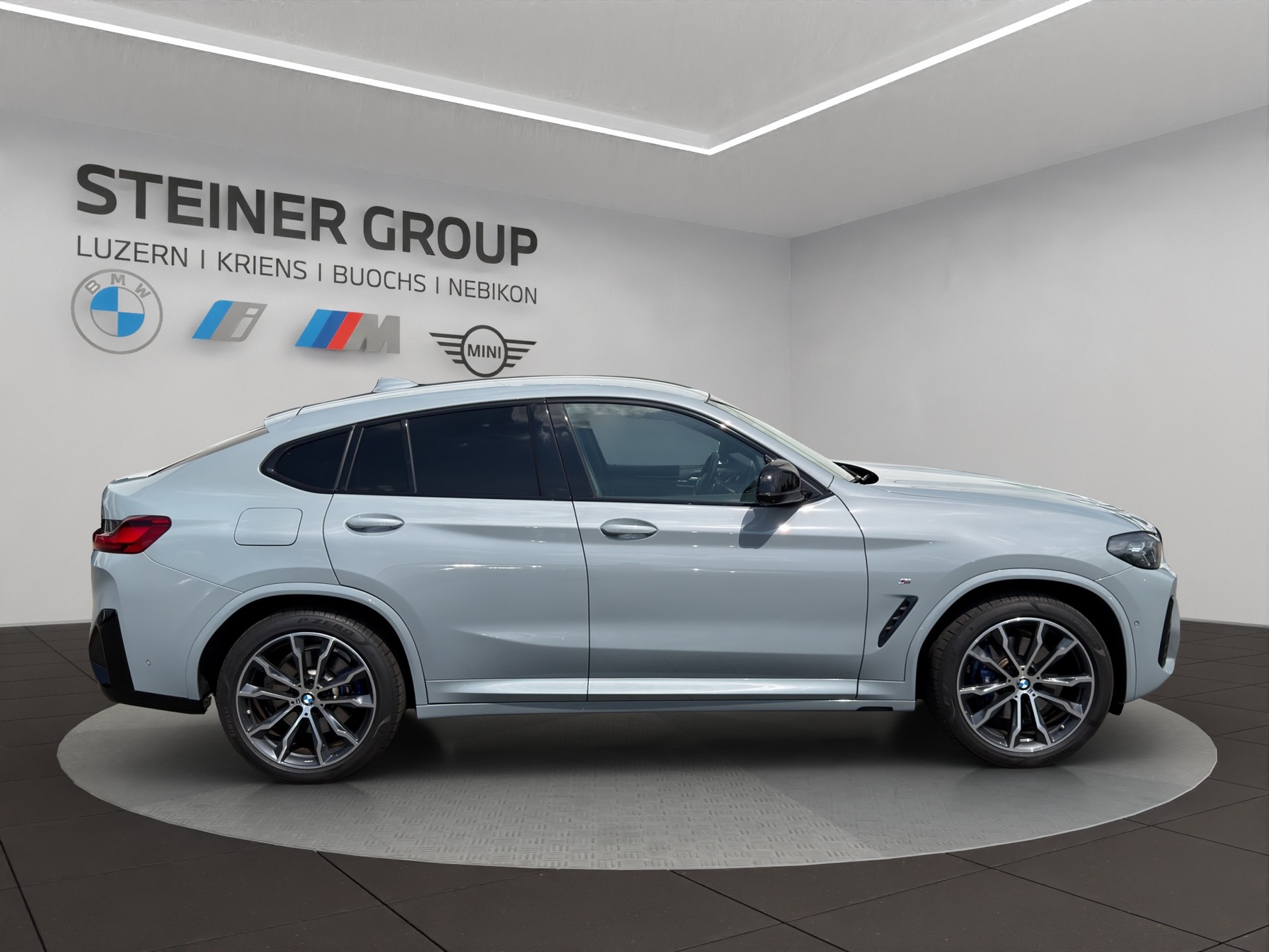BMW X4 M40i 48V Steptronic-showroom-element-3