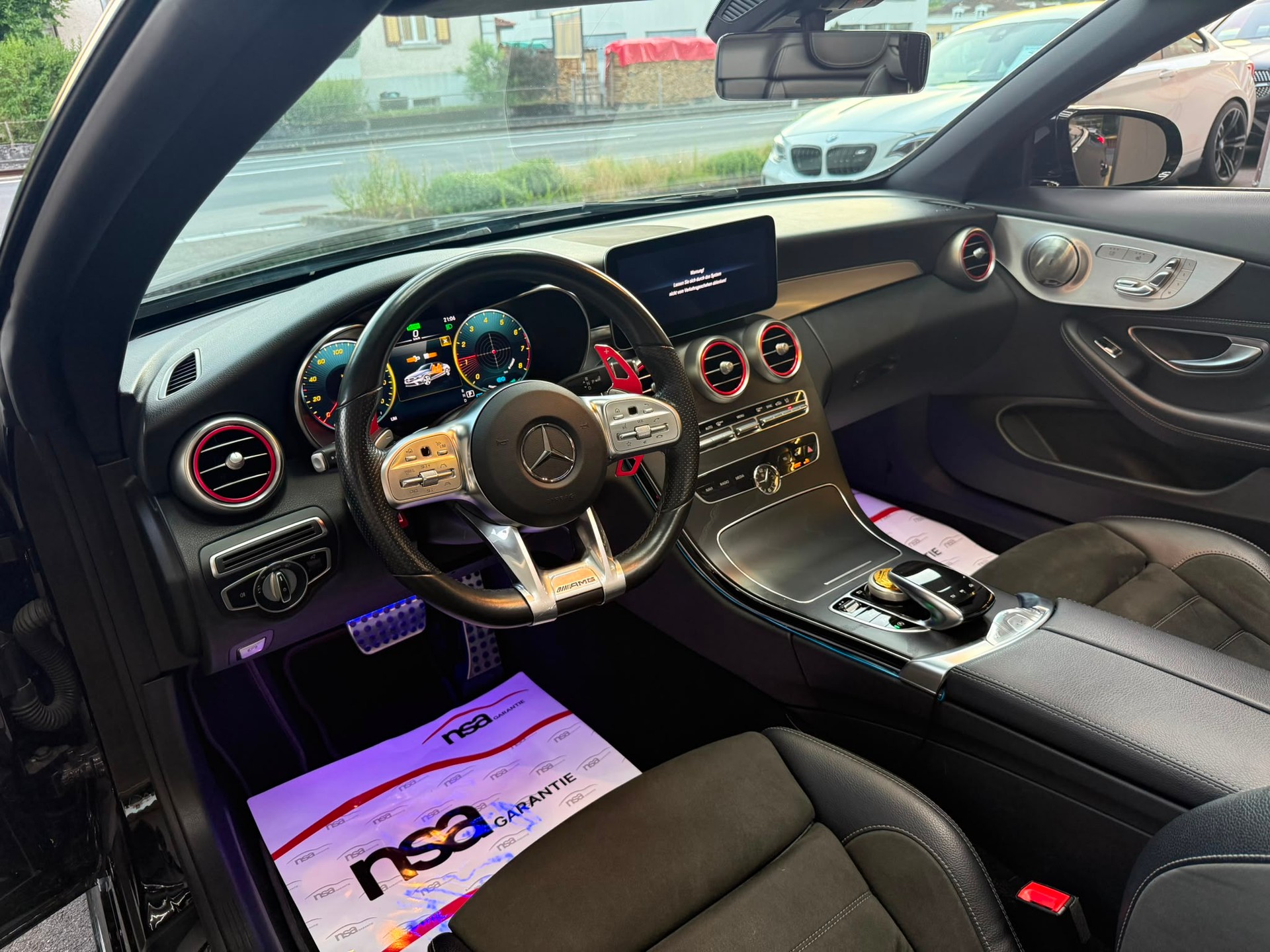 MERCEDES-BENZ C 200 AMG Line Cabriolet *Aversus* *Burmester* *CH Fahrzeug* 9G-Tronic-image-9