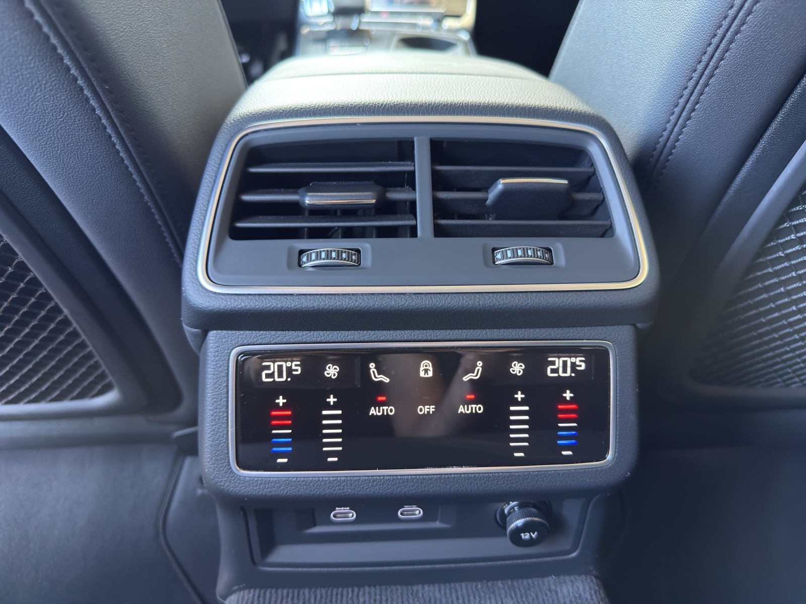 AUDI A6 allroad 50 TDI quattro-image-13