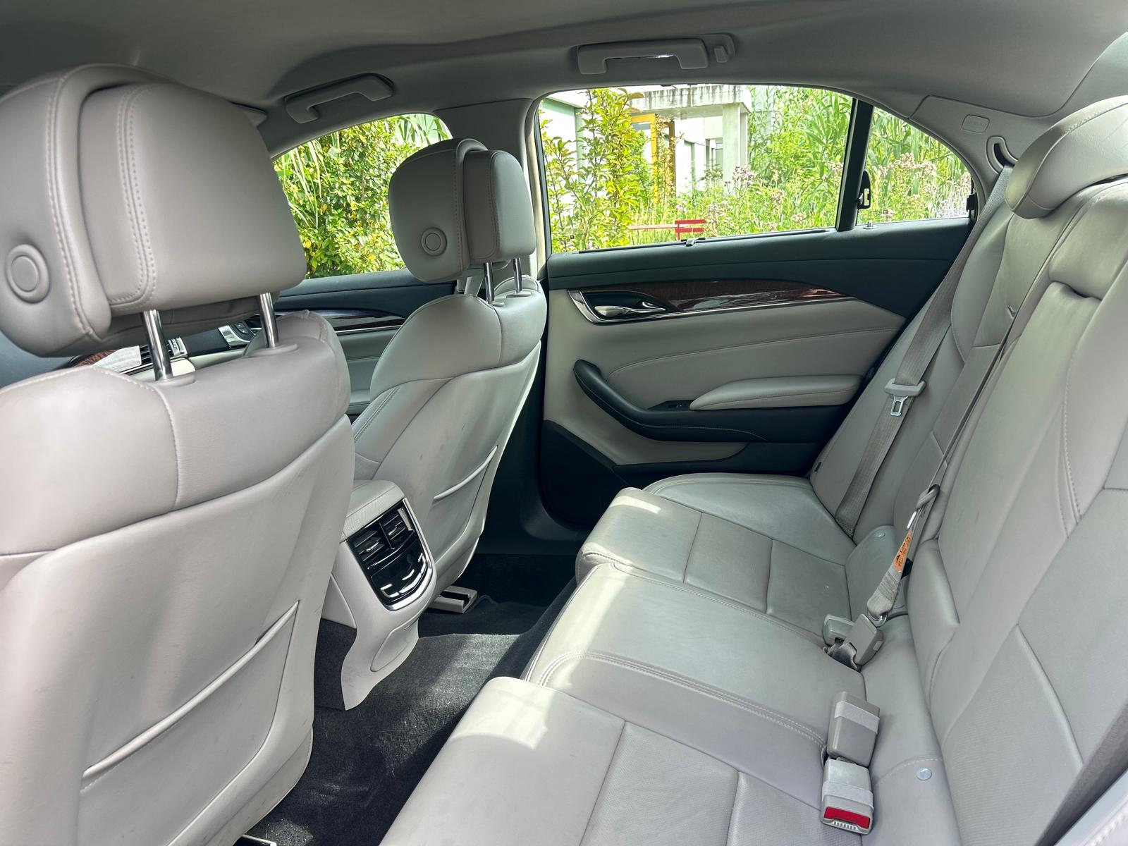 CADILLAC CTS Sedan 2.0 Turbo AWD Elegance Automatic-image-9