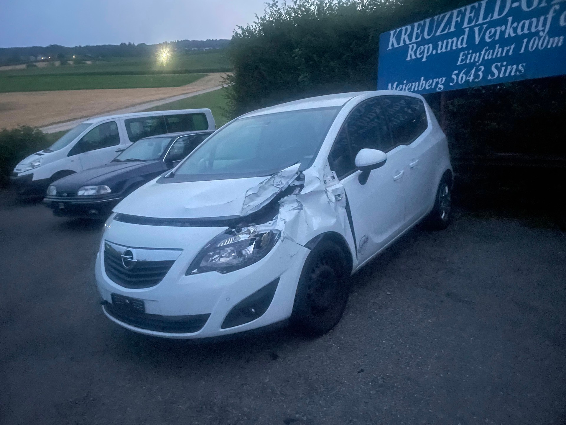 OPEL Meriva 1.4 Turbo Enjoy-image-3