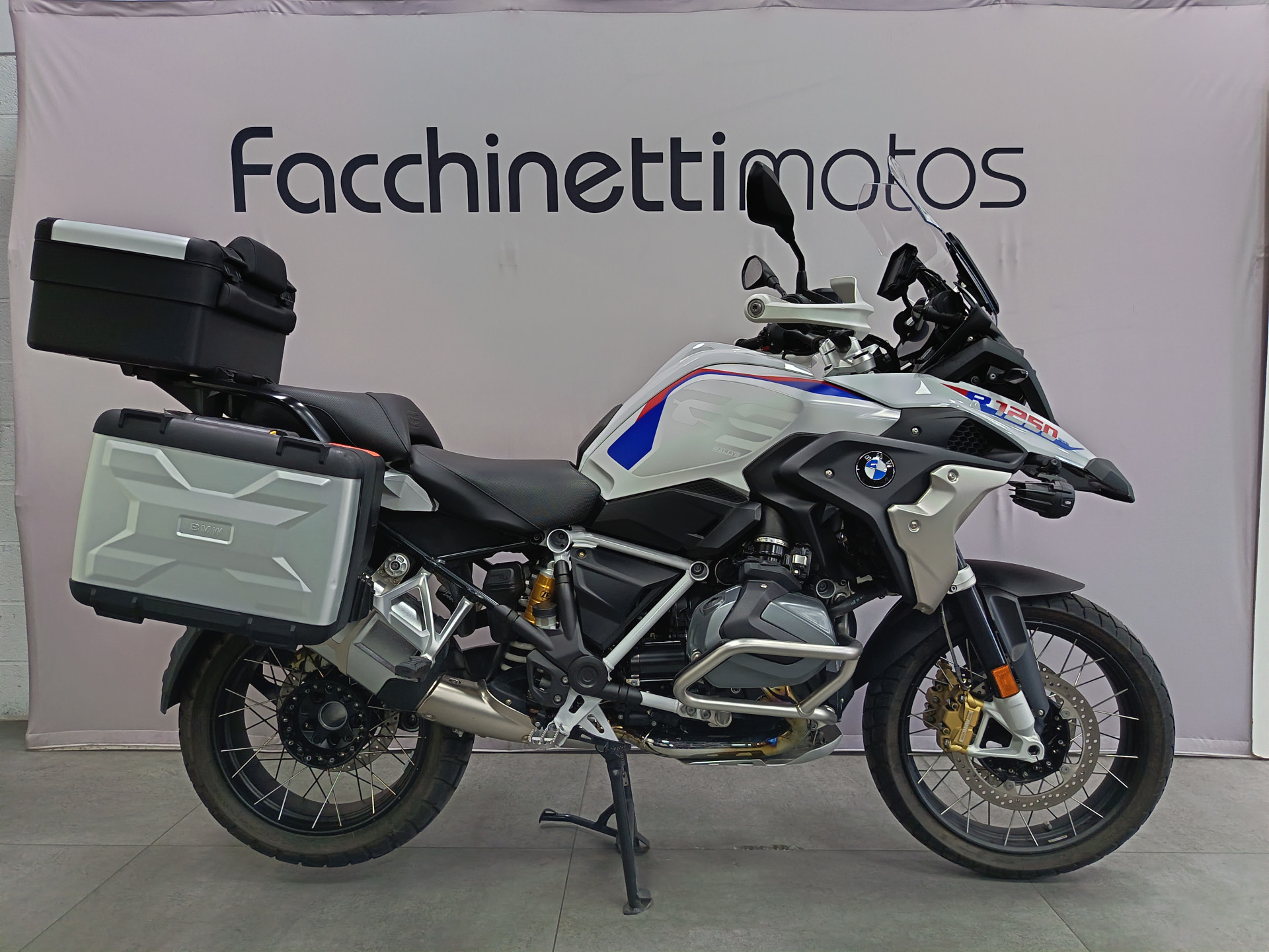 BMW R 1250 GS-image-0