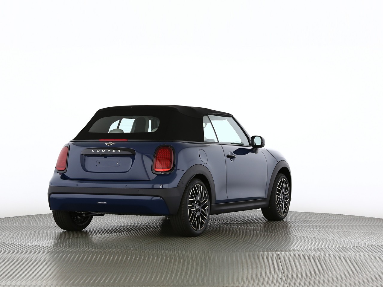 MINI Cooper C Cabriolet DKG-showroom-element-1