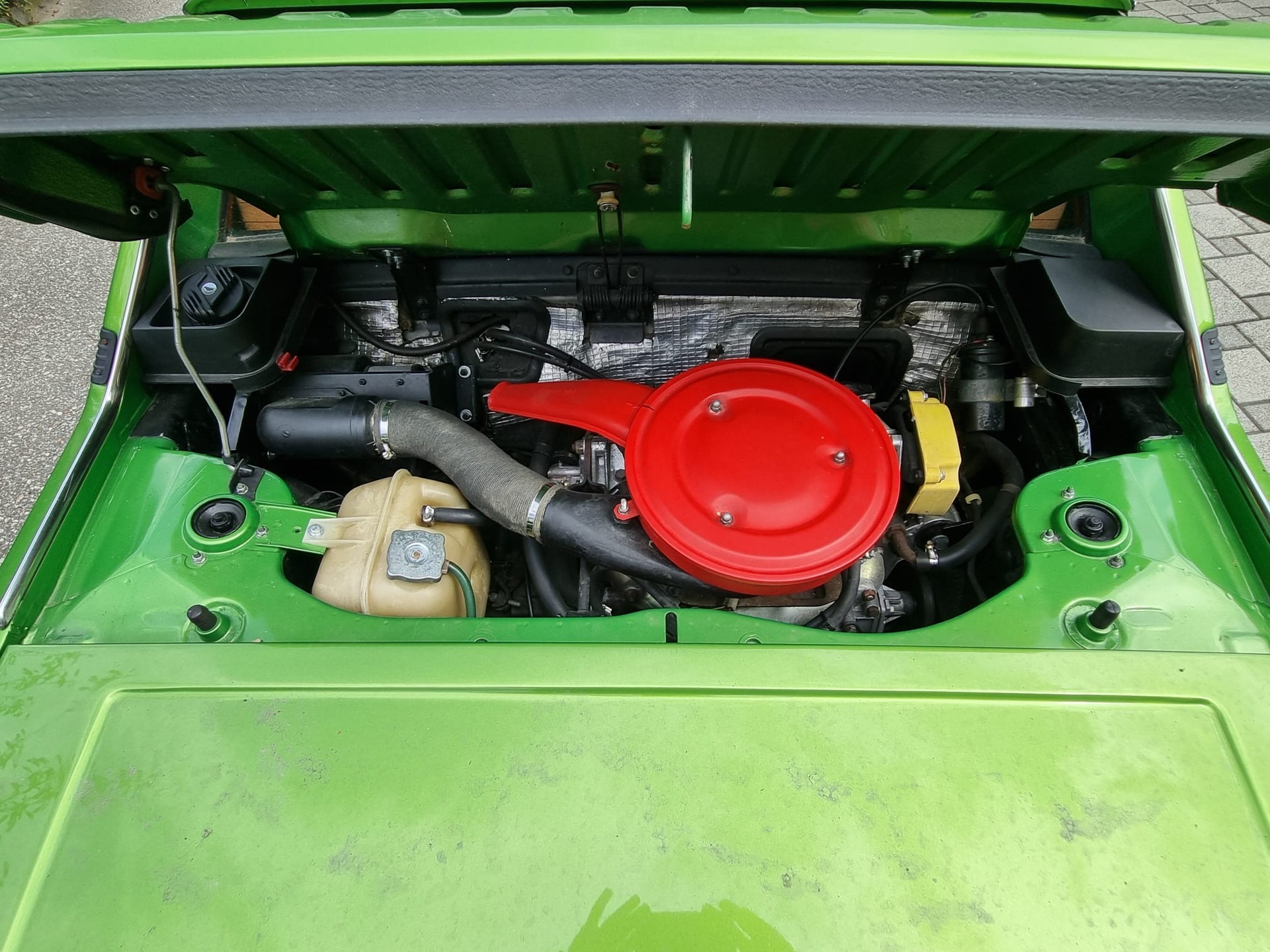 FIAT X 1/9 Bertone-showroom-element-2