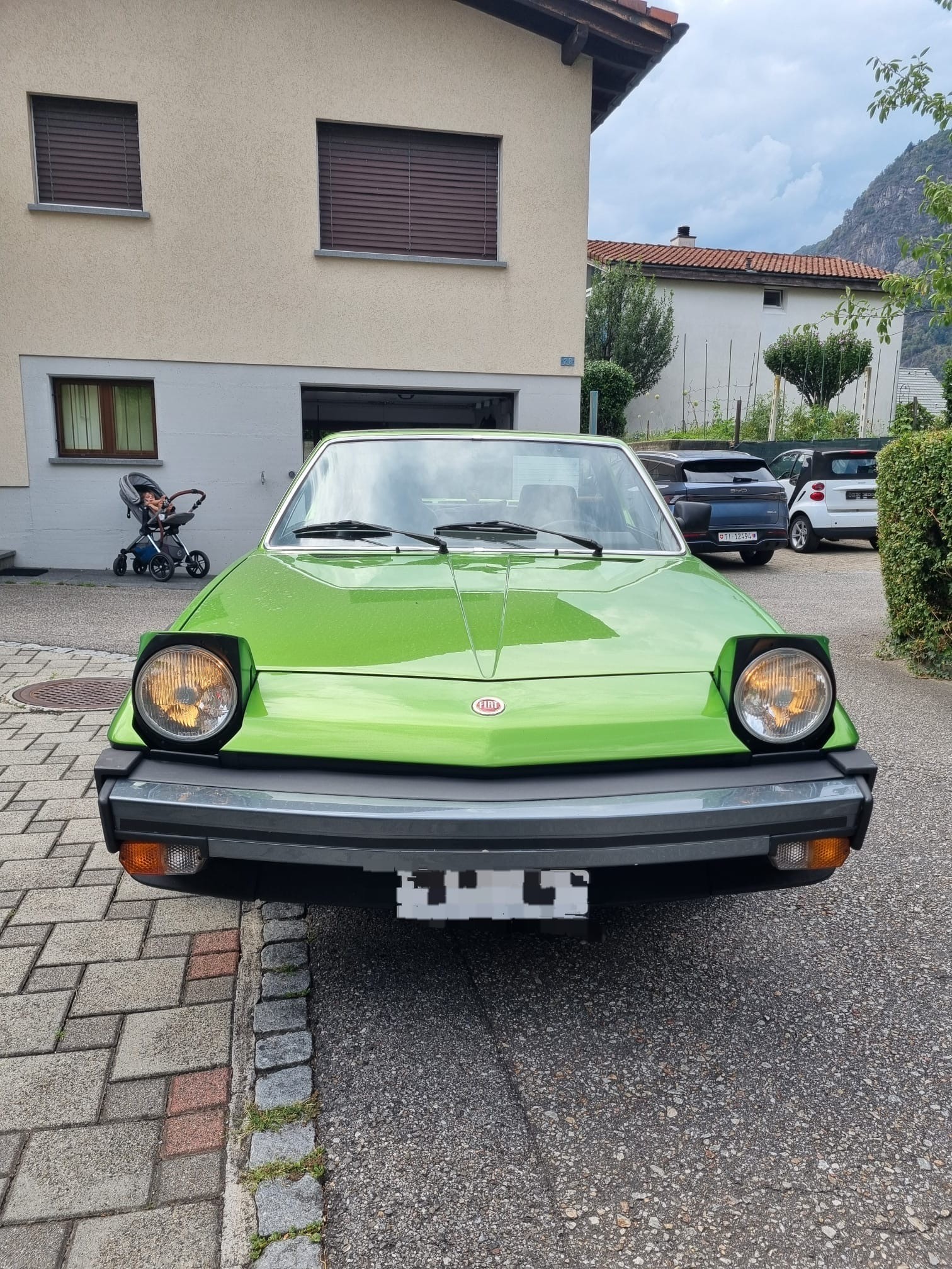 FIAT X 1/9 Bertone-showroom-element-3