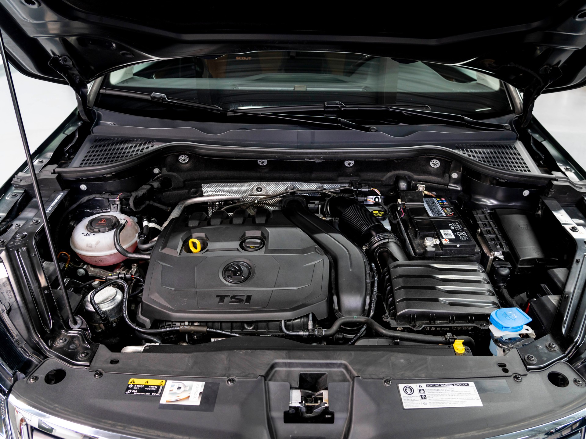 SKODA Karoq 1.5 TSI ACT Scout 4x4 DSG-image-28