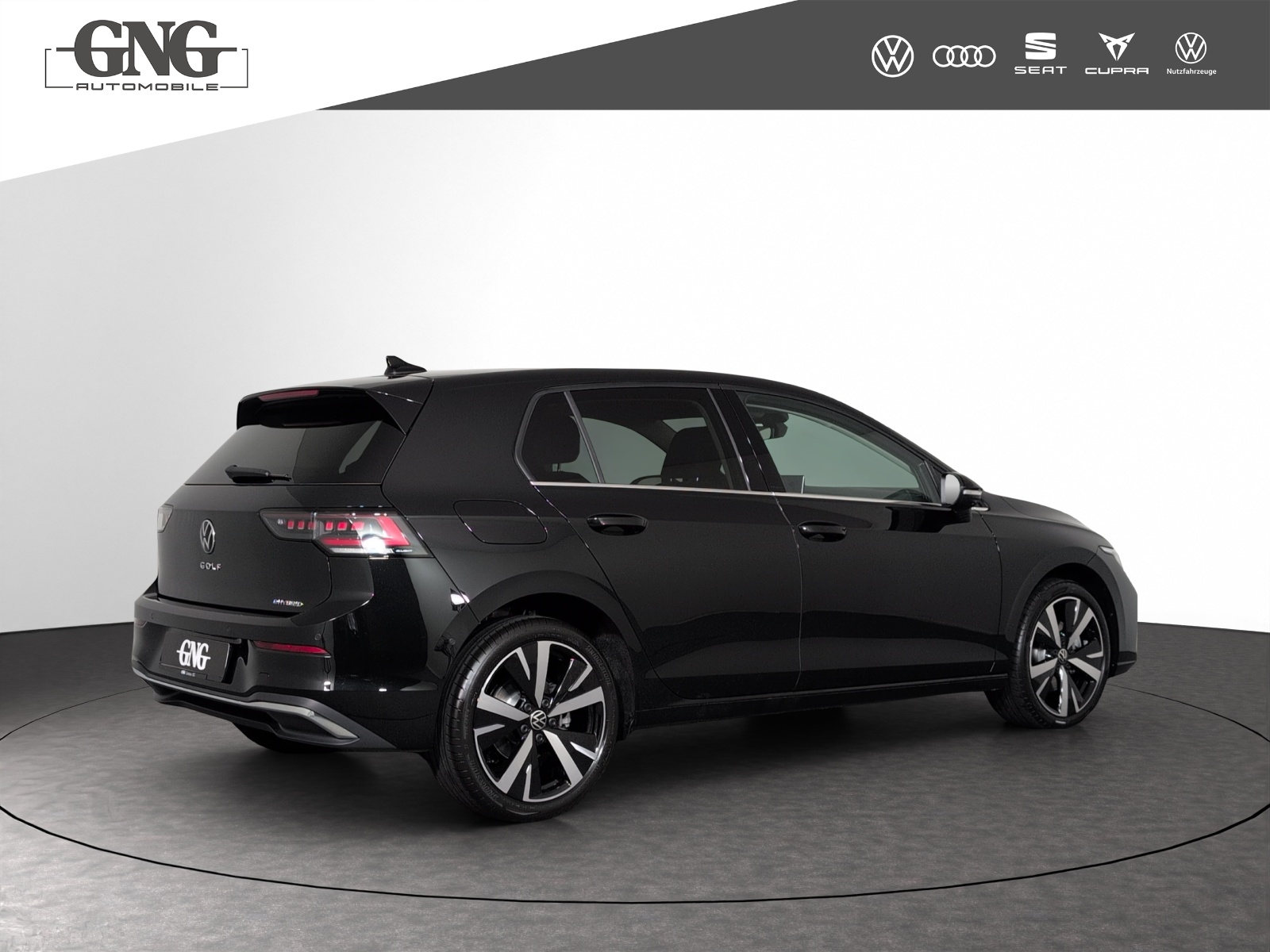 VW Golf 1.5 TSI PHEV Style-showroom-element-2