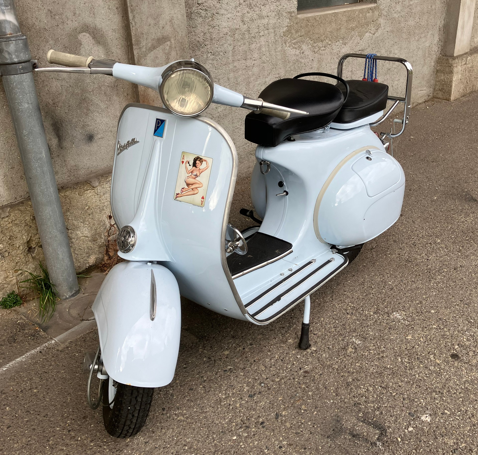 PIAGGIO Véhicule vétéran de collection-image-1