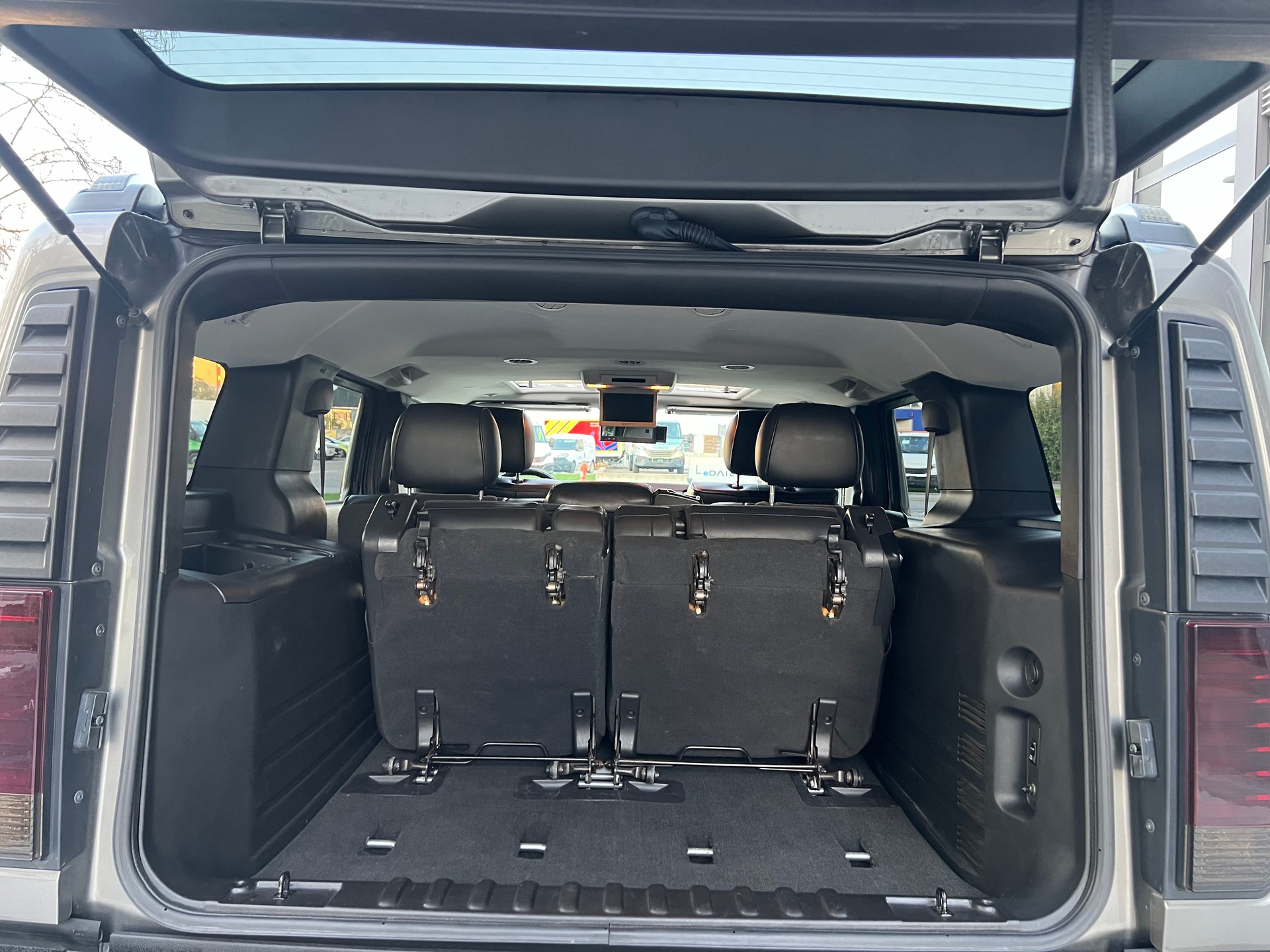 HUMMER H2 6.2 Luxury-image-8