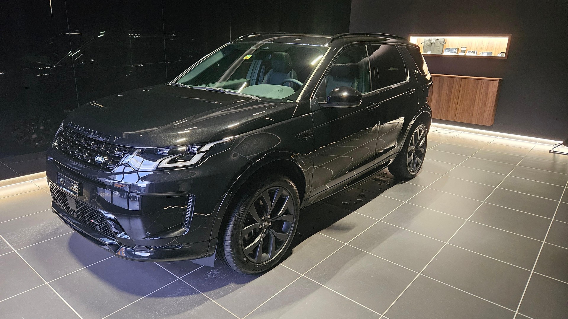 LAND ROVER Discovery Sport 1.5 T 270e Landmark