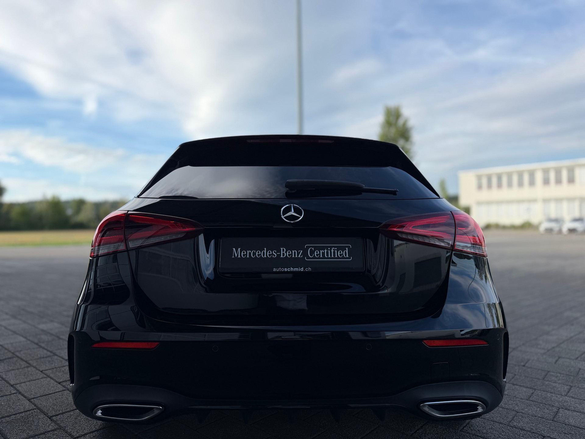 MERCEDES-BENZ A 250 4Matic AMG Line 4Matic 7G-DCT-showroom-element-2