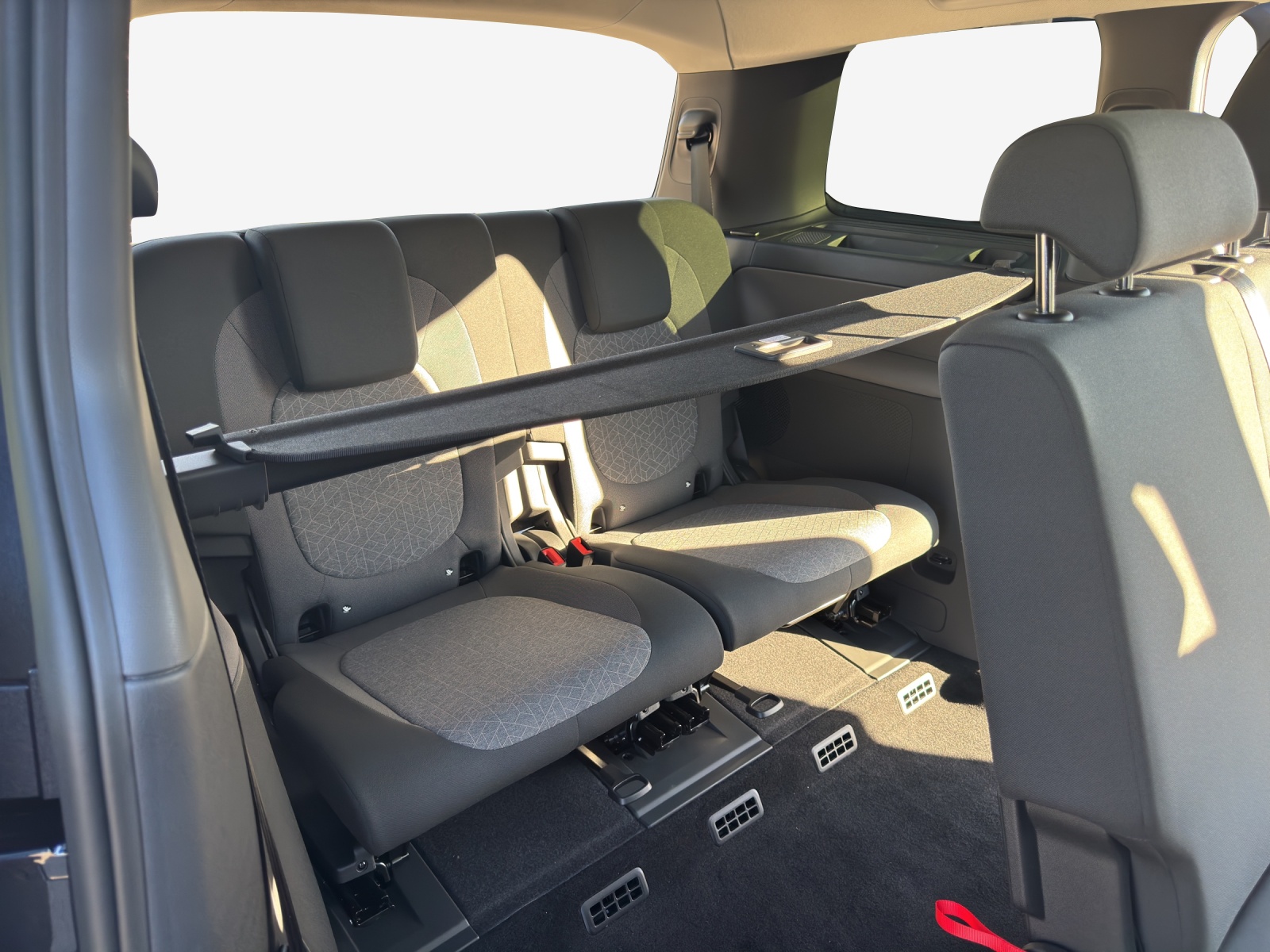 VW ID. Buzz Pro LWB 4Motion-image-13