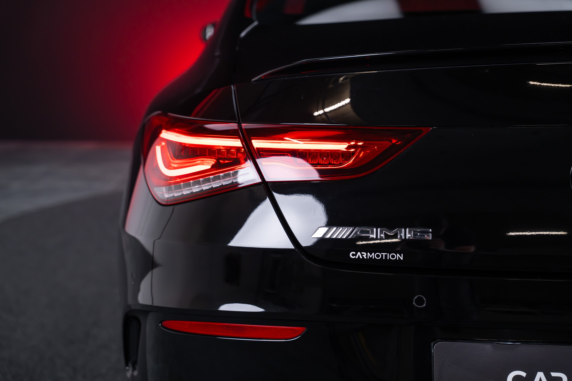 MERCEDES-BENZ CLA 35 AMG 4matic / 360°Kamera / Ambientebeleuchtung-image-6