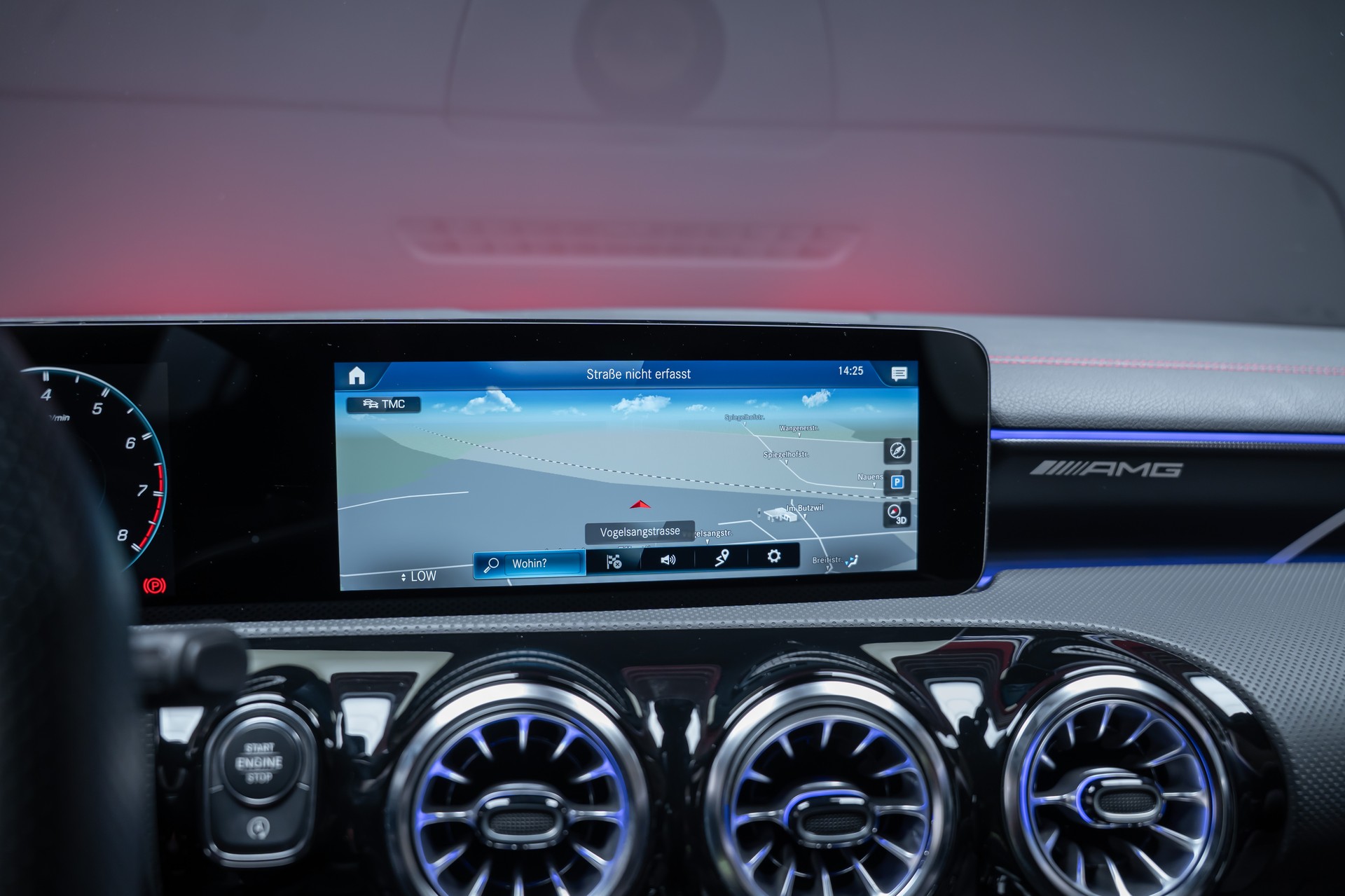 MERCEDES-BENZ CLA 35 AMG 4matic / 360°Kamera / Ambientebeleuchtung-image-31
