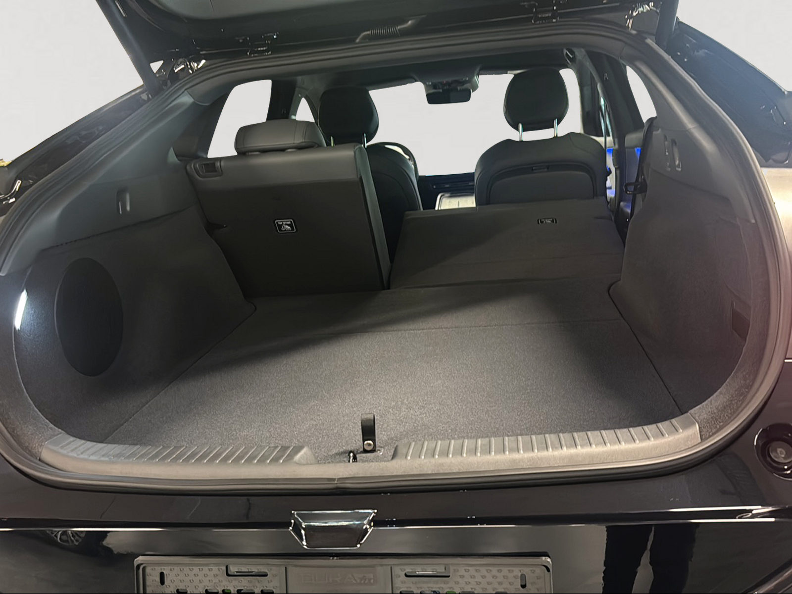 XPENG P7+ 75kWh Performance AWD-image-29