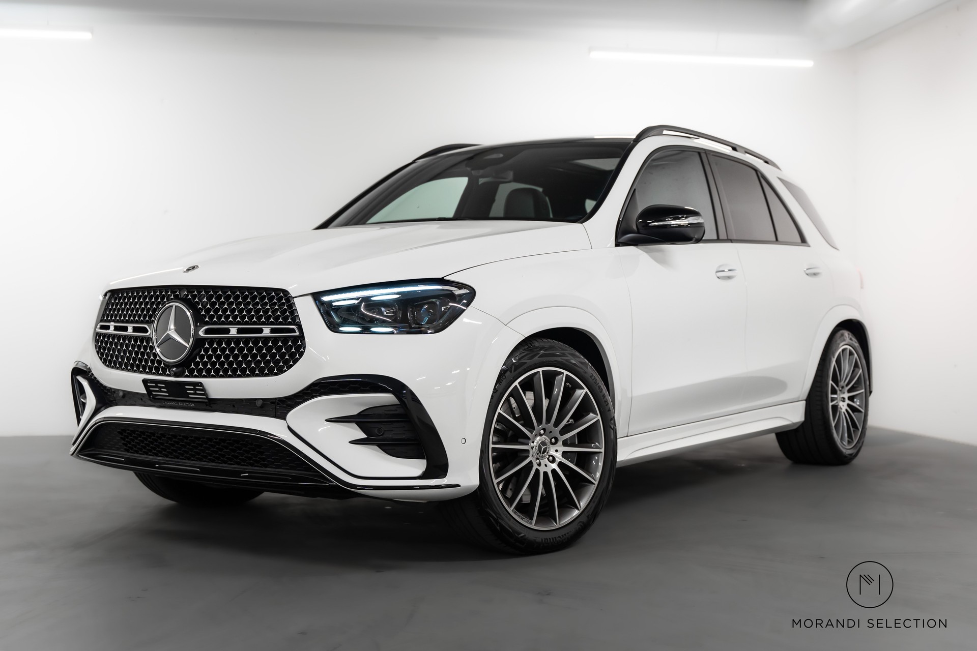 MERCEDES-BENZ GLE 450 AMG Line 4matic-image-4