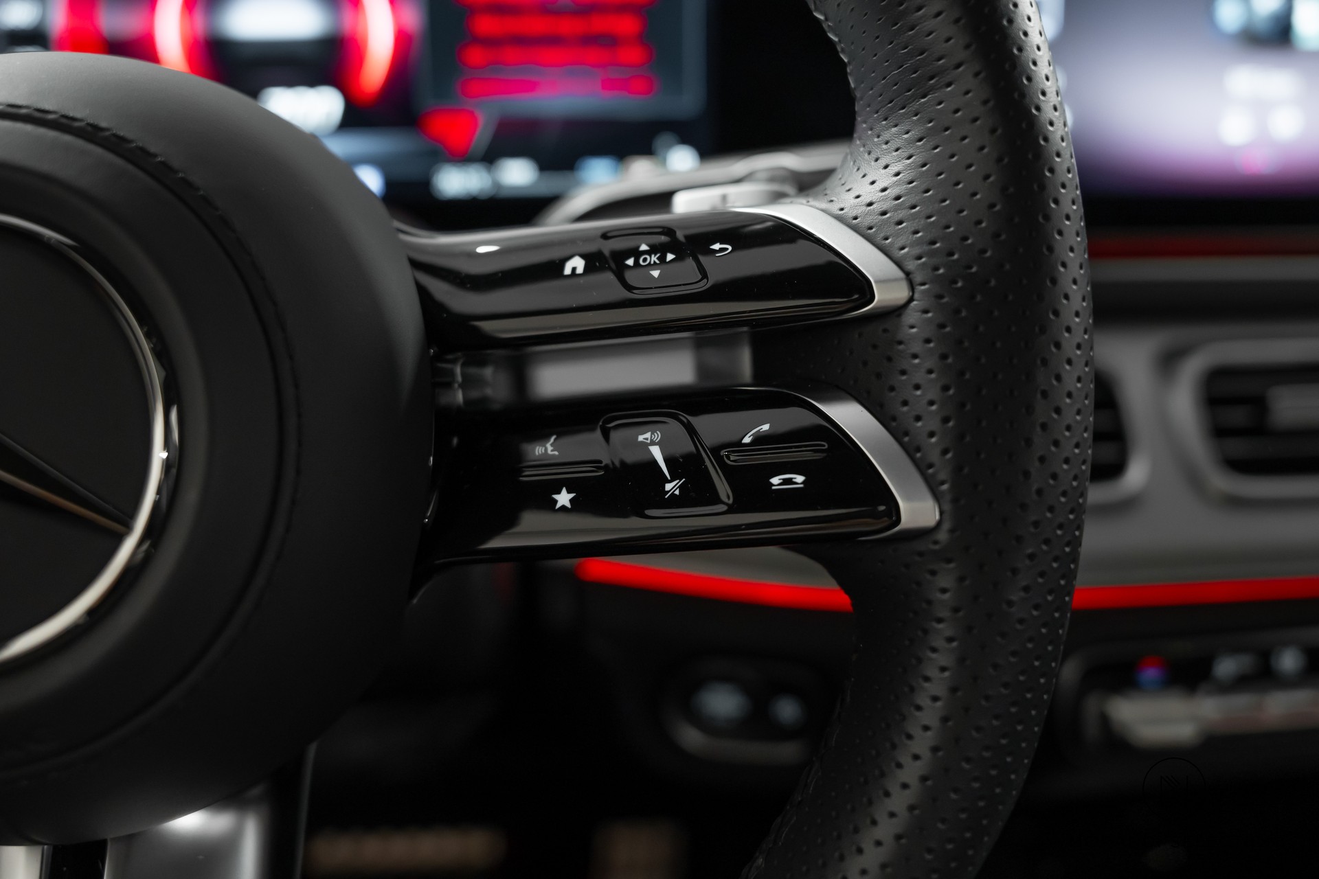 MERCEDES-BENZ GLE 450 AMG Line 4matic-image-24