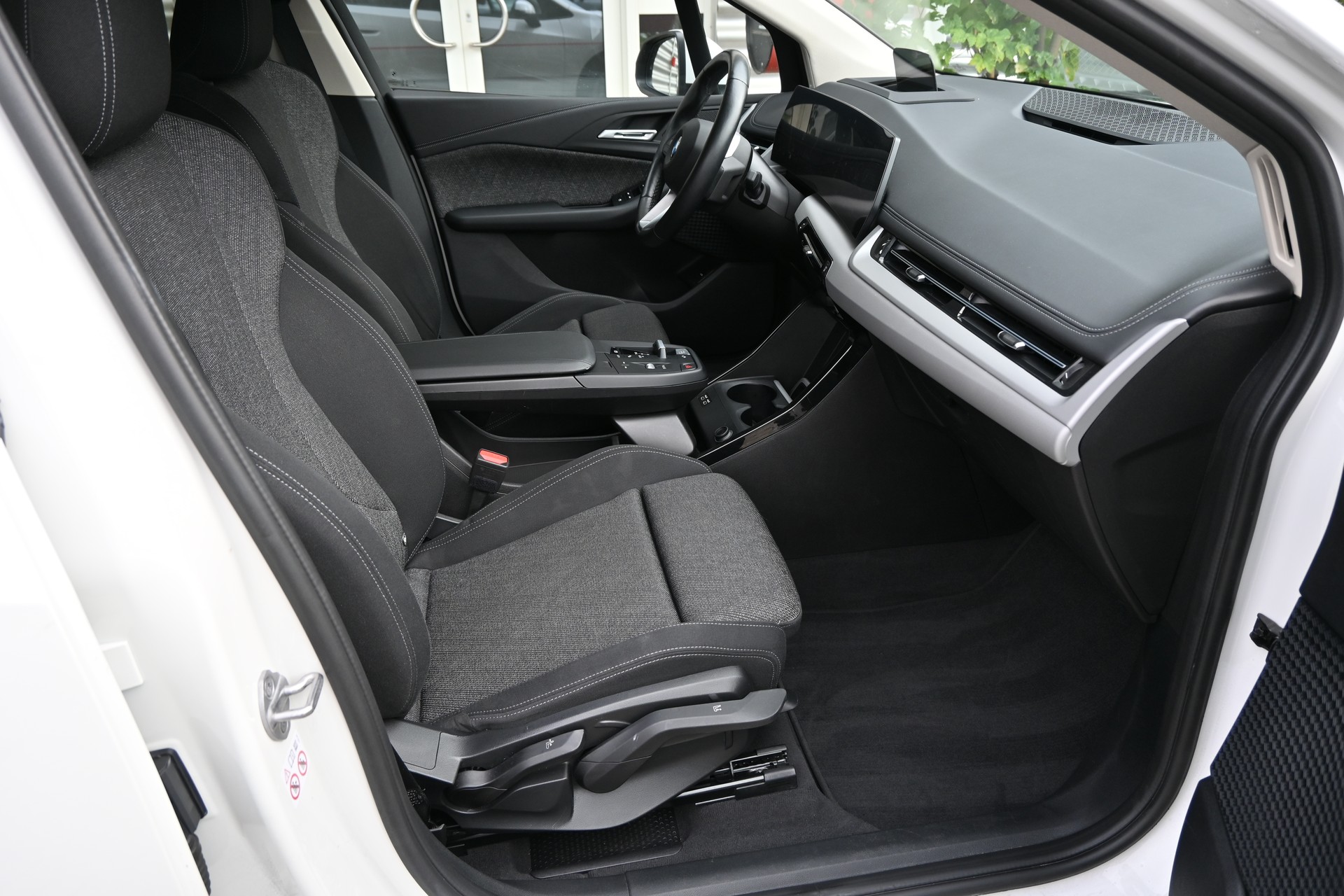 BMW 223d Active Tourer xDrive DKG (CH Auto) + AHK 1500kg-image-13