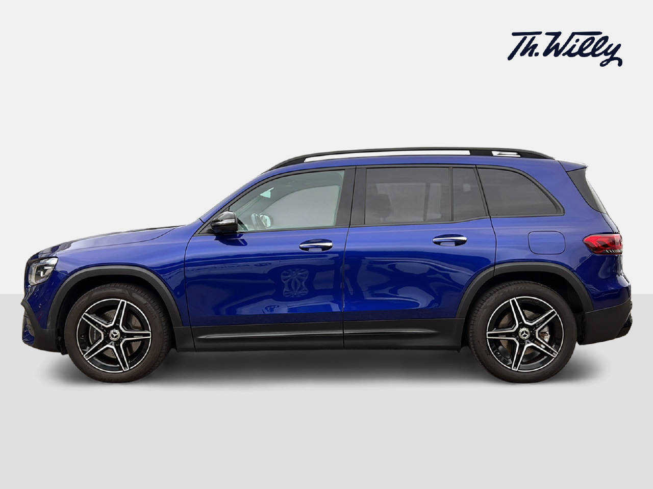 MERCEDES-BENZ GLB 250 AMG Line 4matic-showroom-element-1