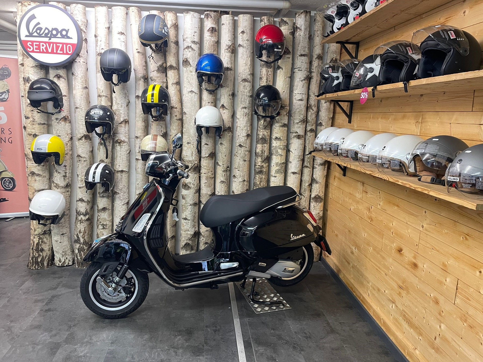 PIAGGIO Vespa GTS 125 Super RST E5+