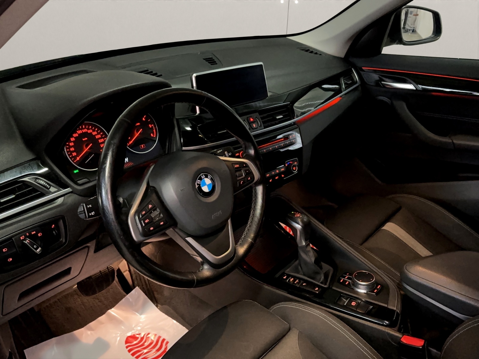 BMW X1 xDrive 18d Sport Line Steptronic-image-8