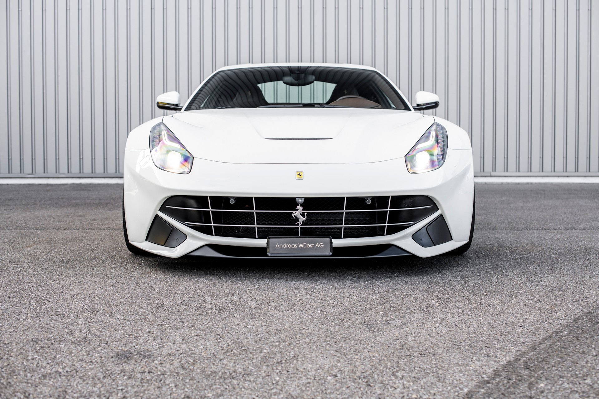 FERRARI F12 Berlinetta-image-5