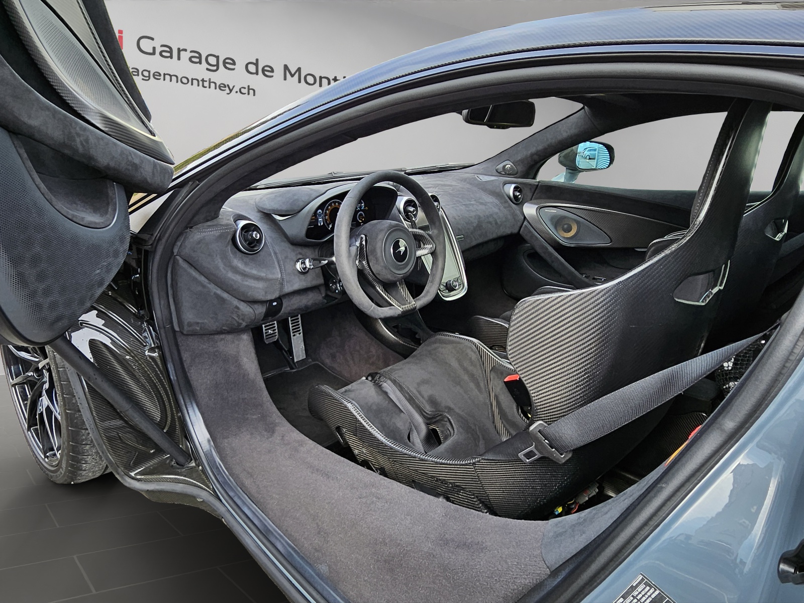 McLAREN 600LT Coupé 3.8 V8 SSG-image-9