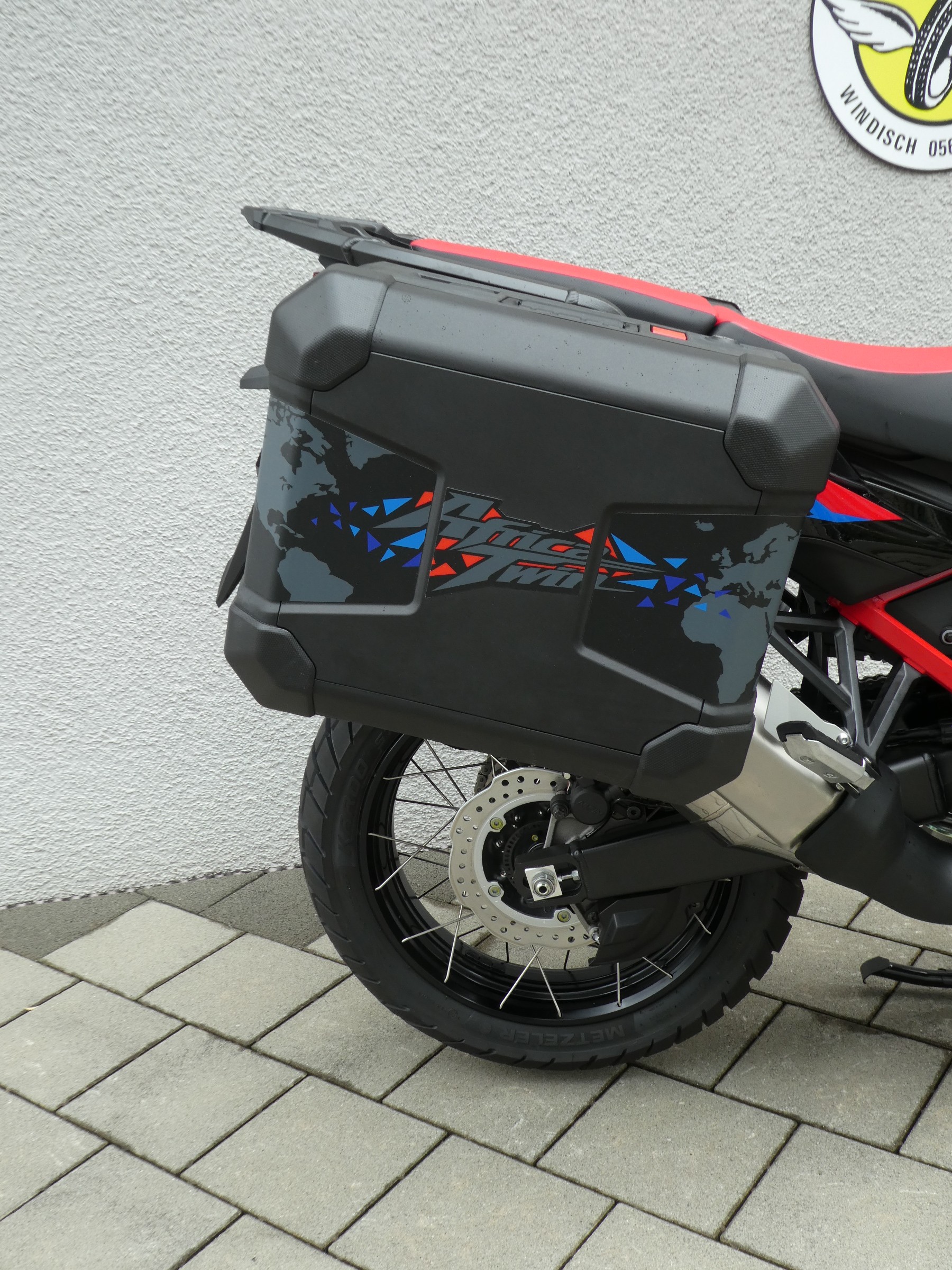 HONDA CRF 1100 DCT Africa Twin-image-6