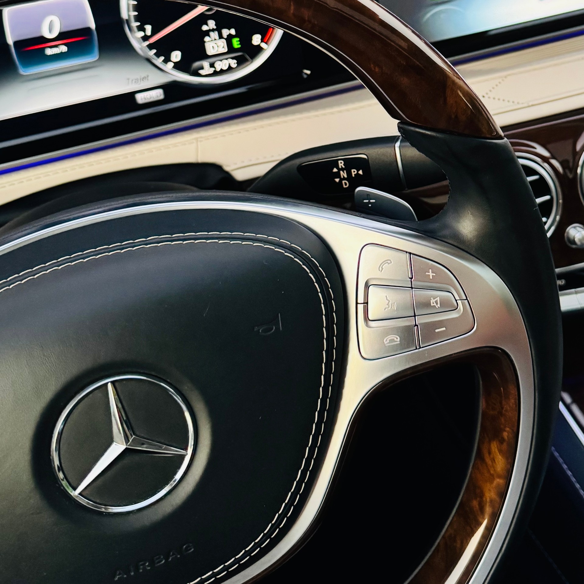 MERCEDES-BENZ S 500 L 4Matic 7G-Tronic-image-15