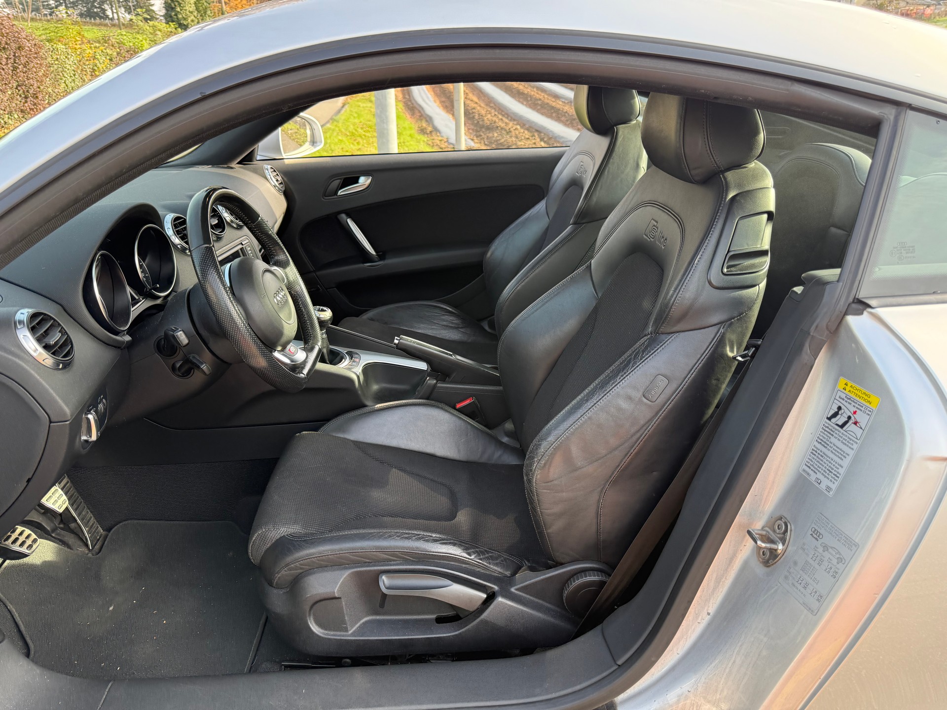 AUDI TT Coupé 2.0 TFSI-image-9