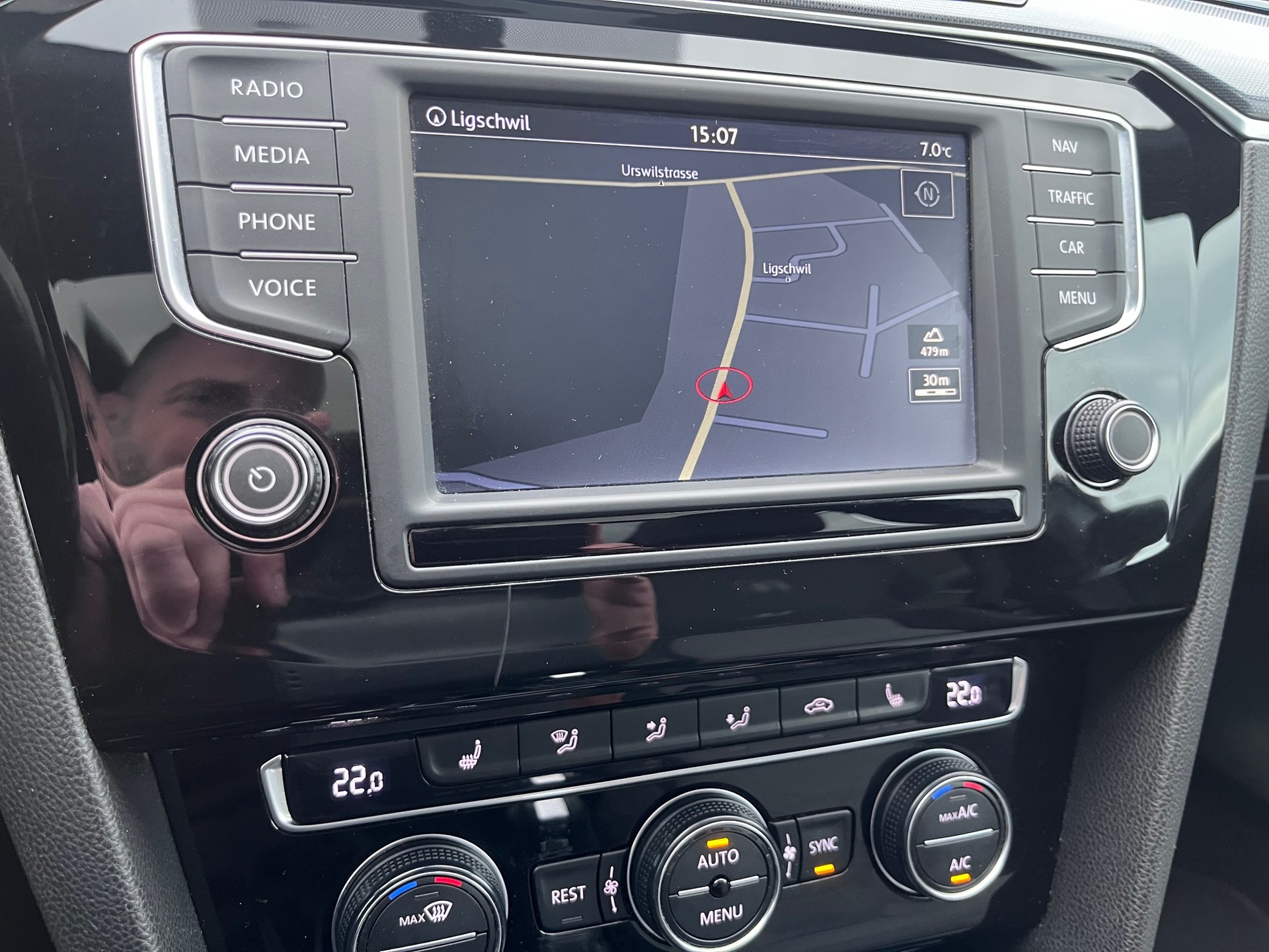 VW Passat Variant 2.0 TDI BMT Highline DSG 4Motion-image-18