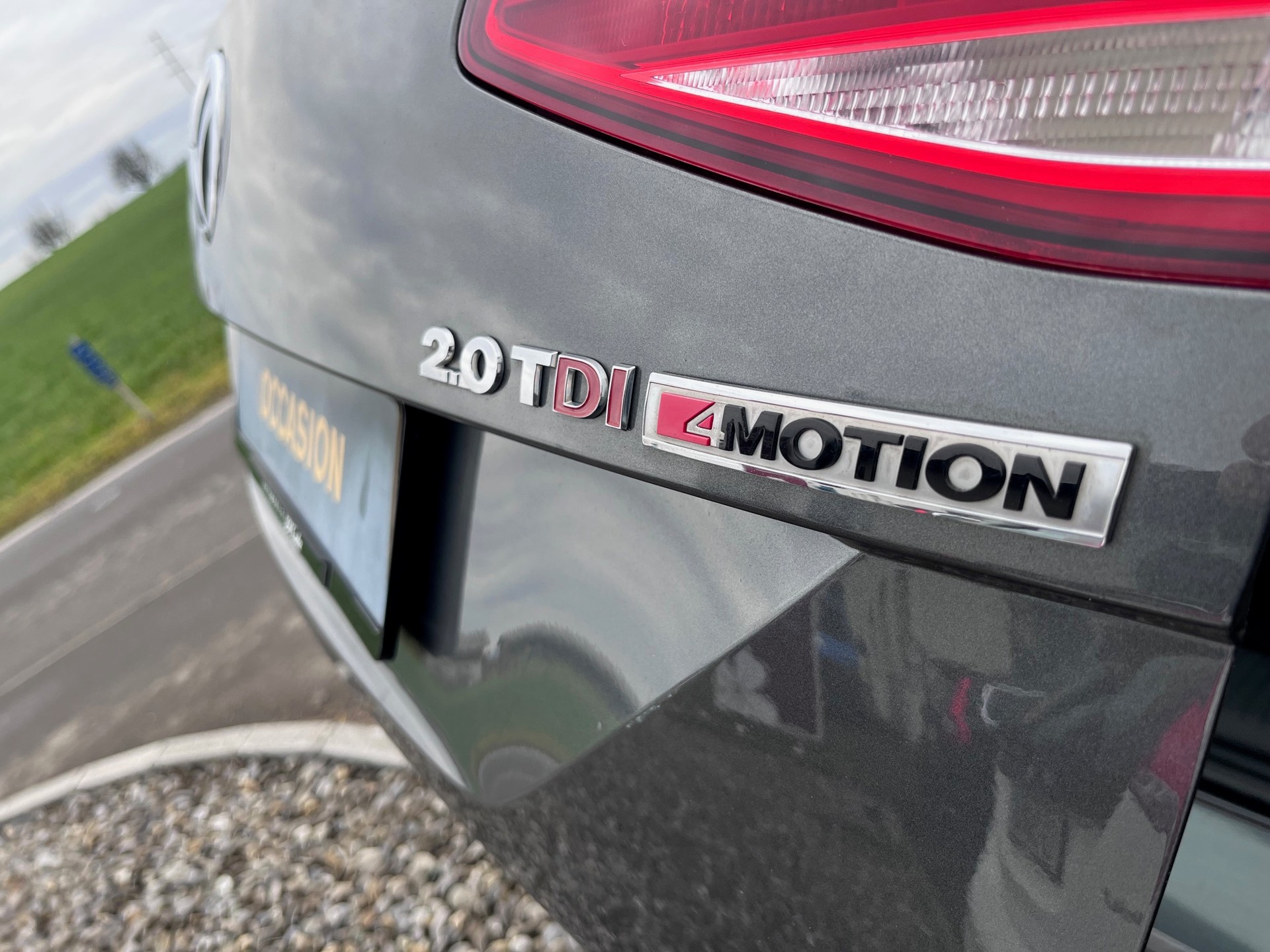 VW Passat Variant 2.0 TDI BMT Highline DSG 4Motion-image-14