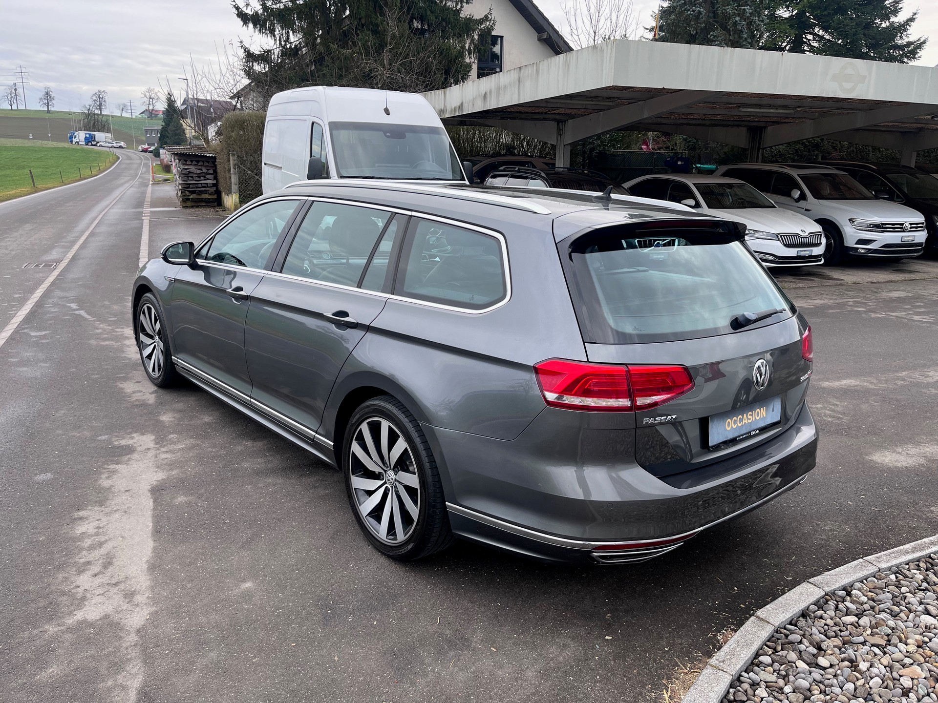 VW Passat Variant 2.0 TDI BMT Highline DSG 4Motion-showroom-element-3