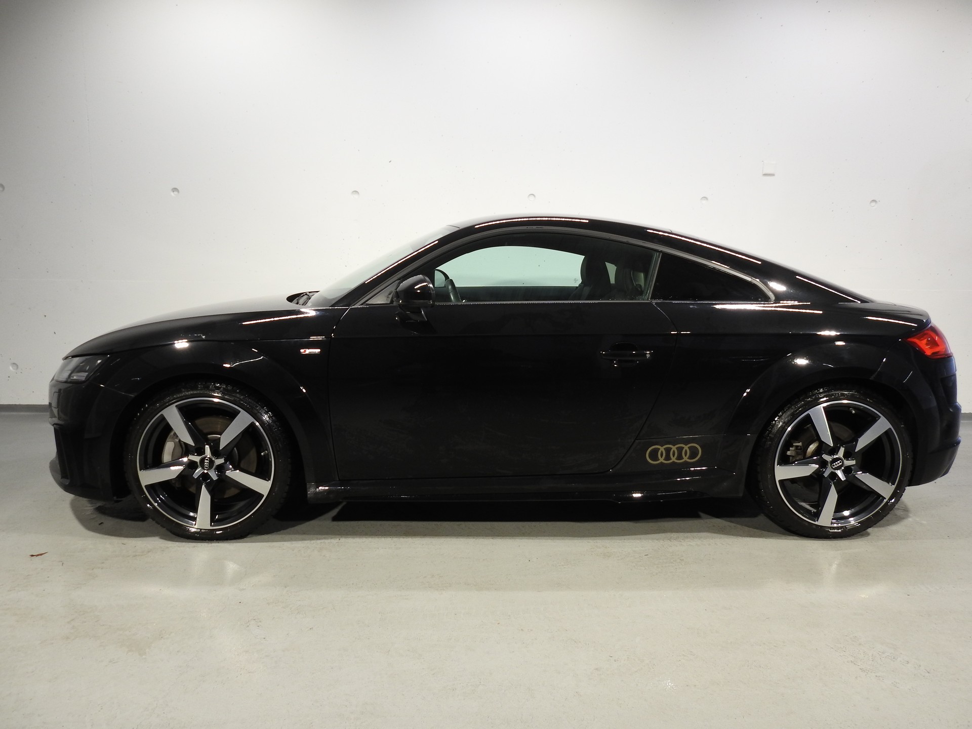 AUDI TT Coupé 2.0 45 TFSI S-Tronic-showroom-element-2