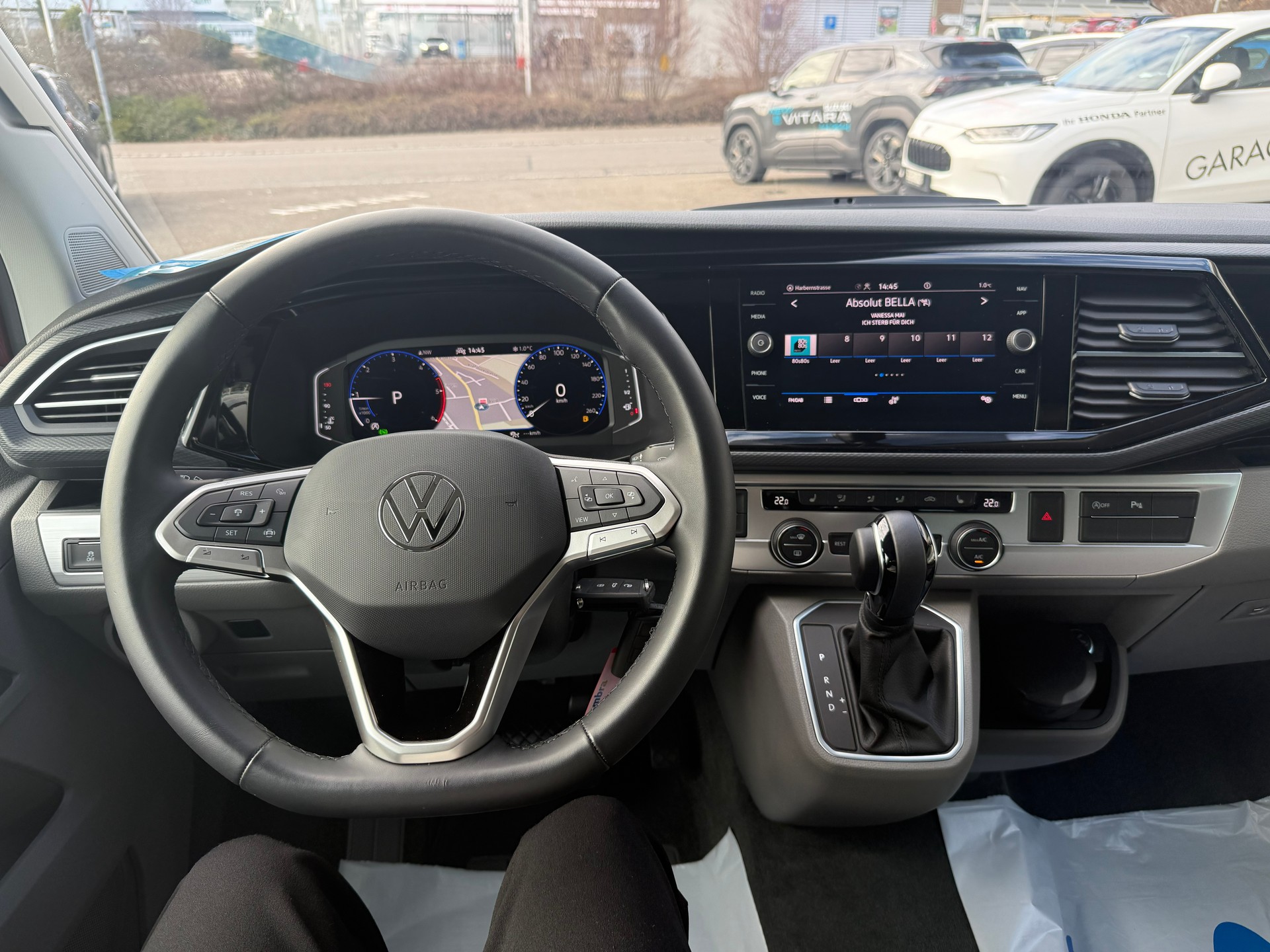 VW T6.1 California 2.0 Bi-TDI Beach Liberty DSG Ocean Edition-image-10
