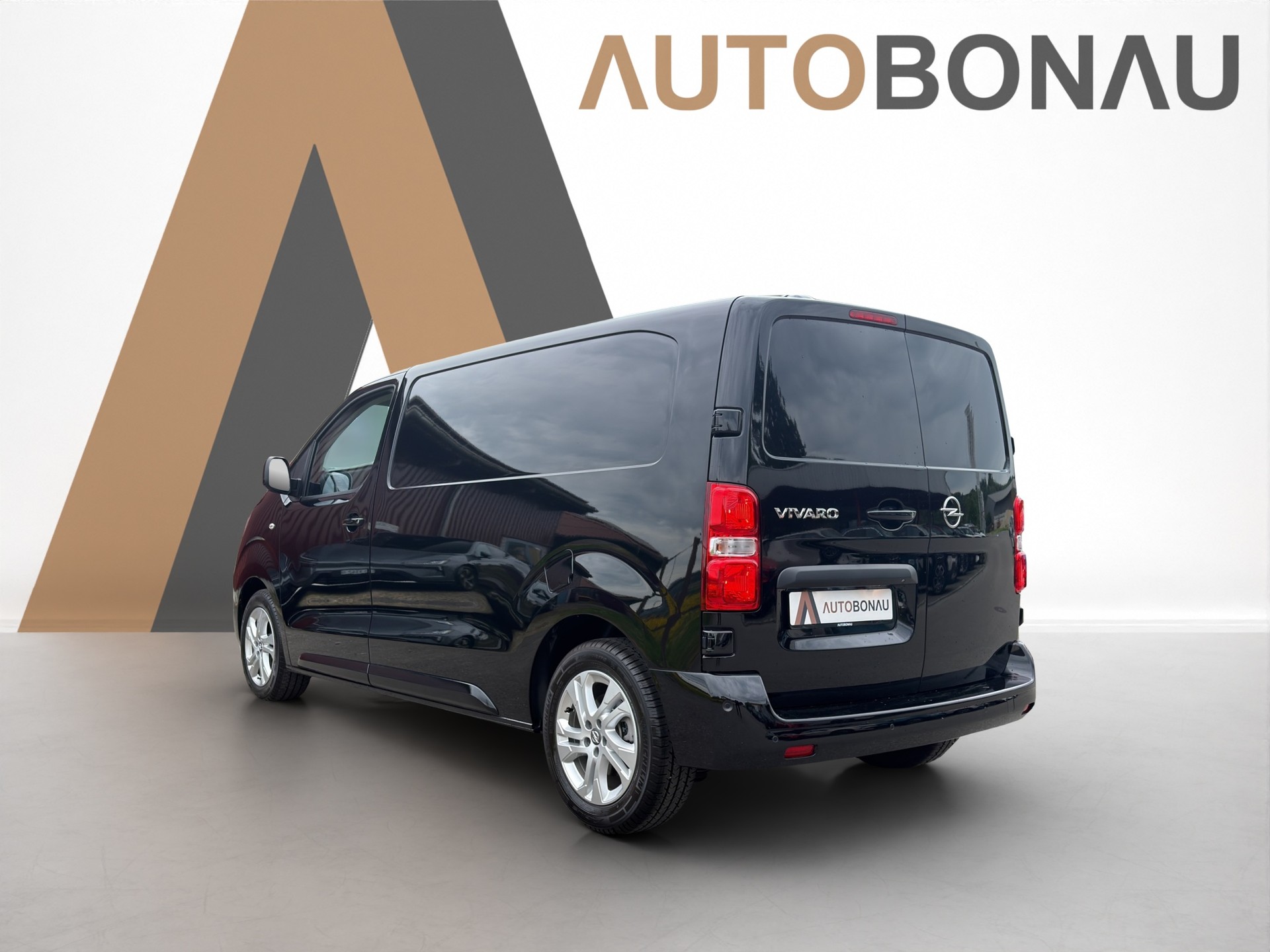 OPEL Vivaro Cargo M 2.0 D 144 S/S Automat-showroom-element-2