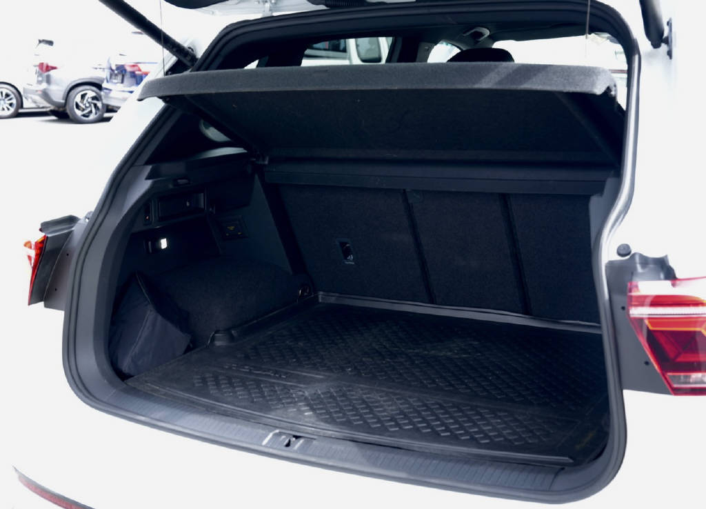 VW Tiguan 2.0 TSI R-Line DSG-image-18
