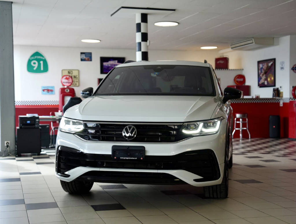 VW Tiguan 2.0 TSI R-Line DSG-image-22