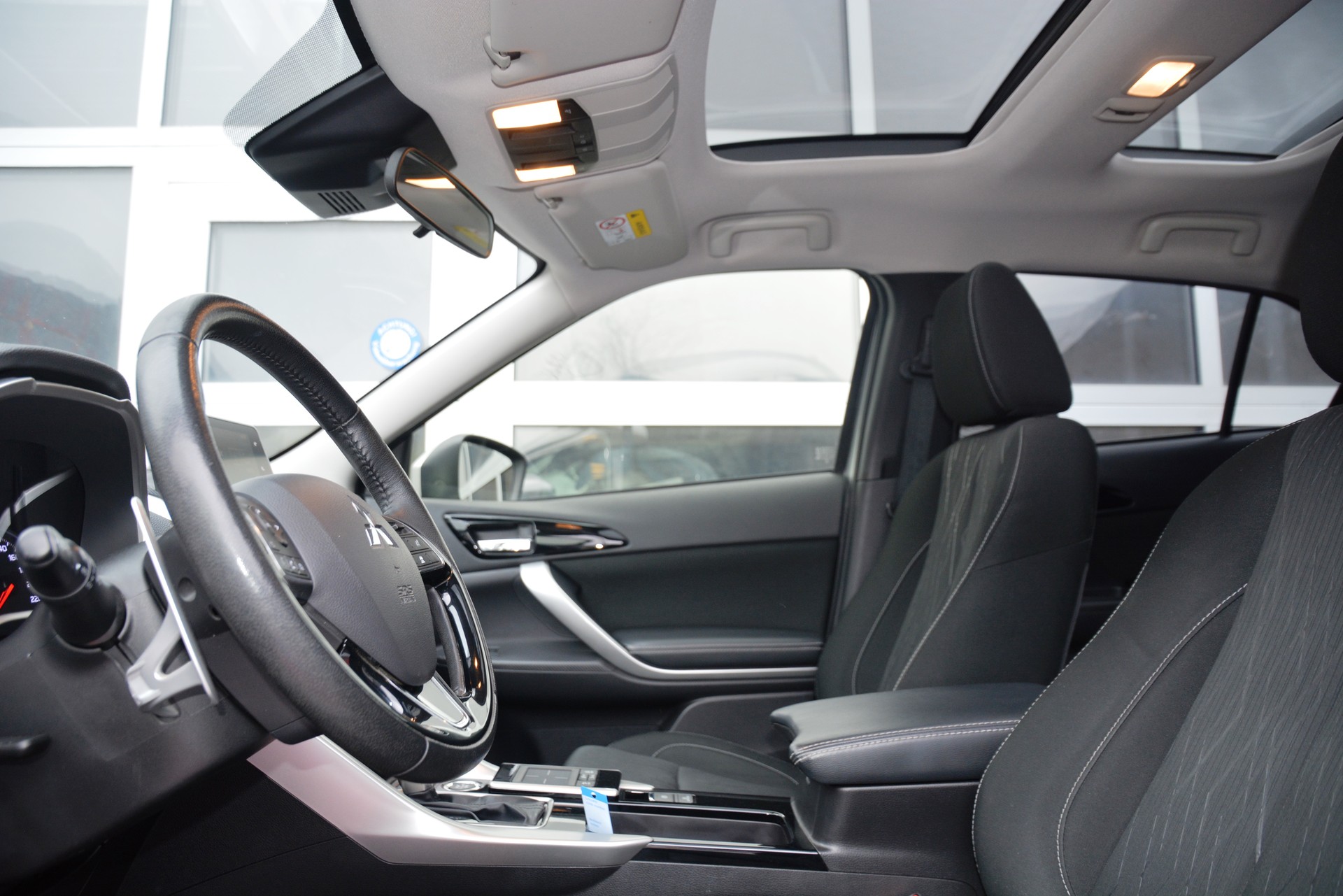 MITSUBISHI Eclipse Cross 1.5 T-Mivec Style 4WD CVT-image-14