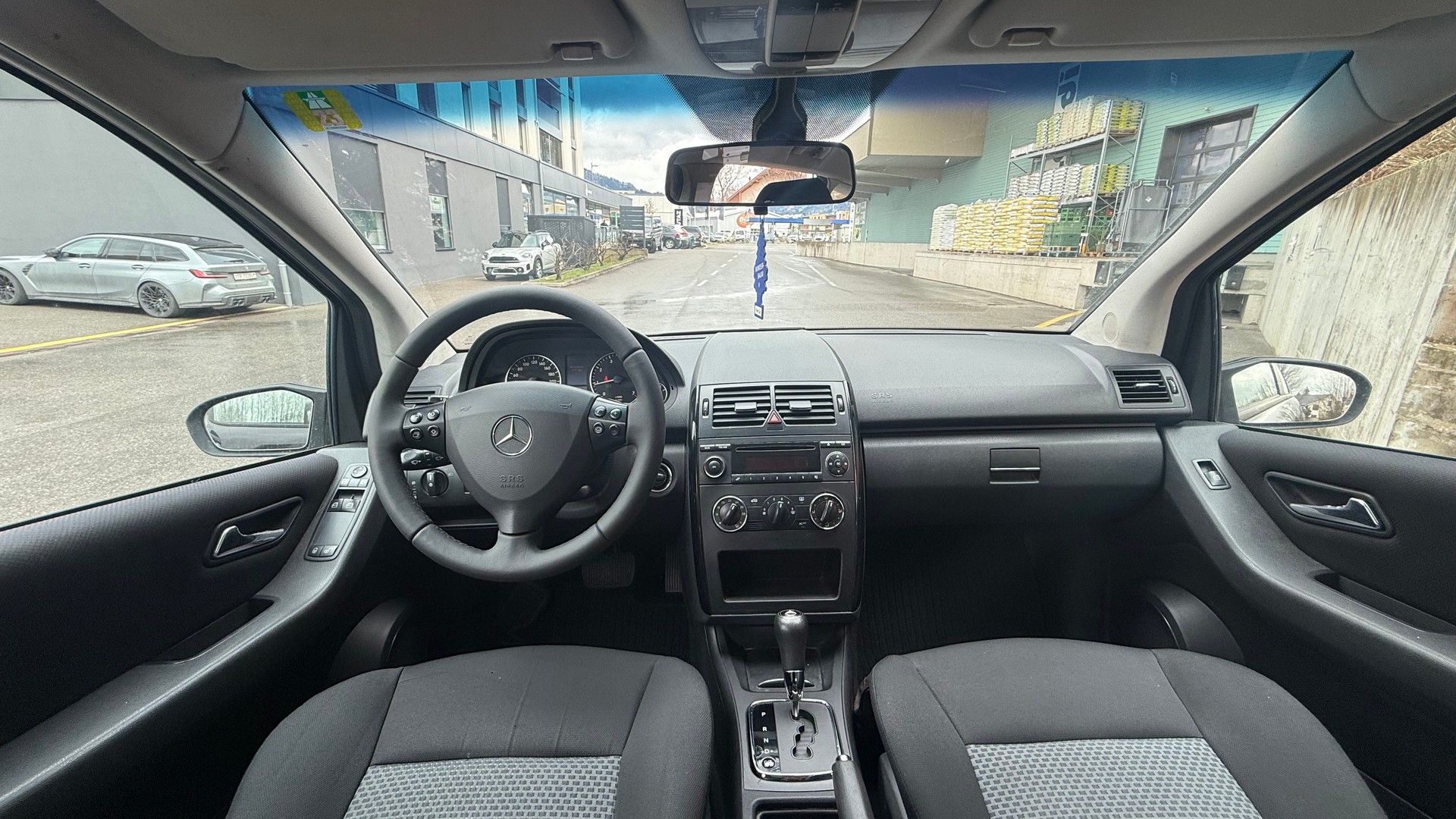 MERCEDES-BENZ A 170 Classic-image-8
