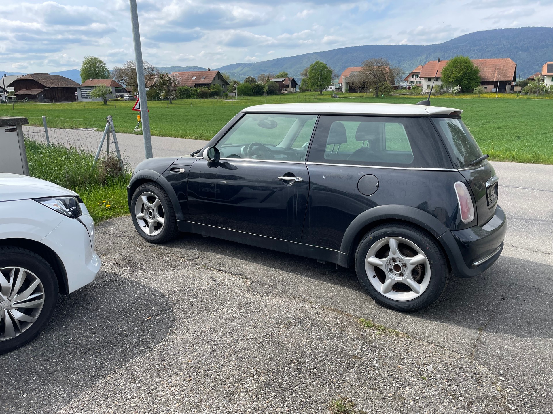 MINI Cooper-image-1