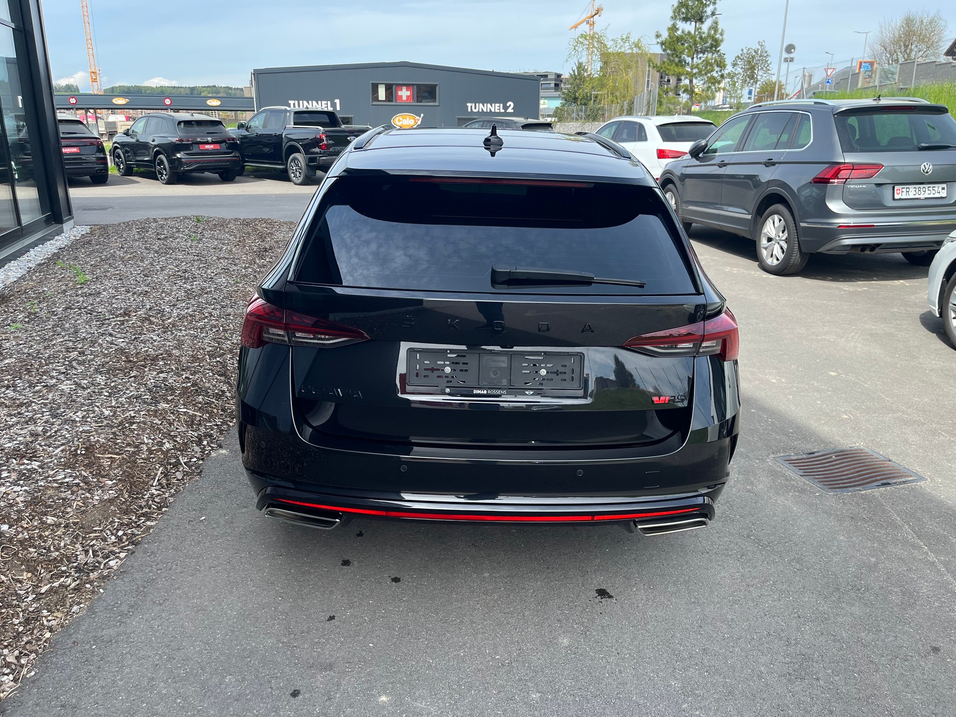 SKODA Octavia Combi 2.0 TSI DSG RS-image-2