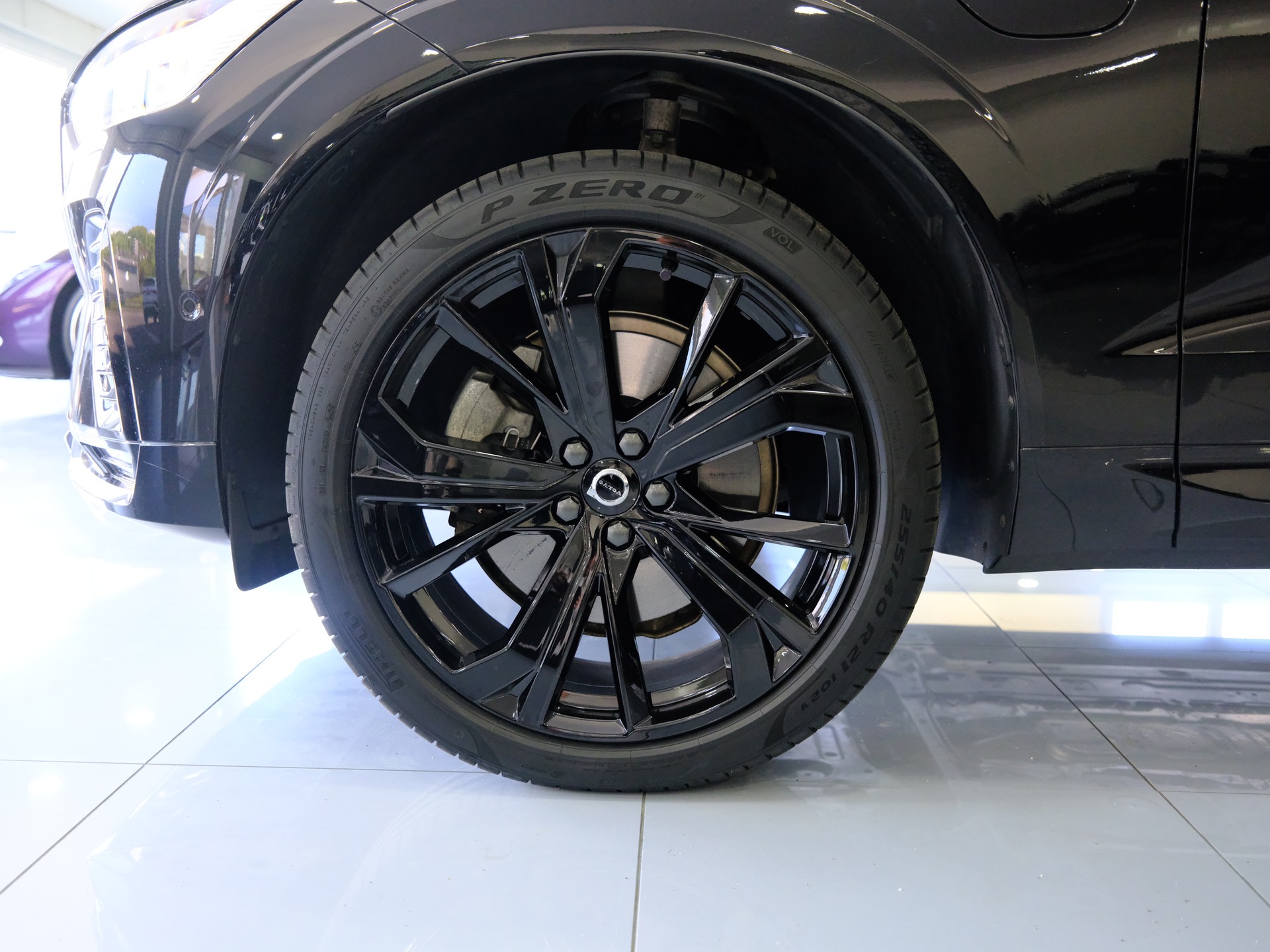 VOLVO XC60 T8 eAWD PluginHybrid Ultra Dark Geartronic-image-17