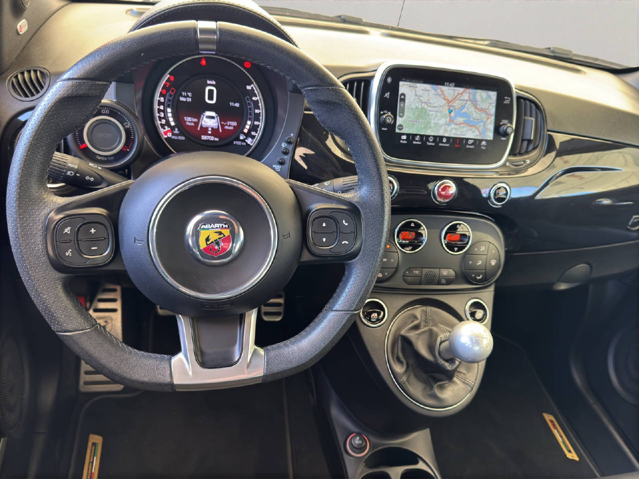 FIAT 595 Abarth 1.4 T-Jet 165PS Scorpione Oro "Gold"-image-12