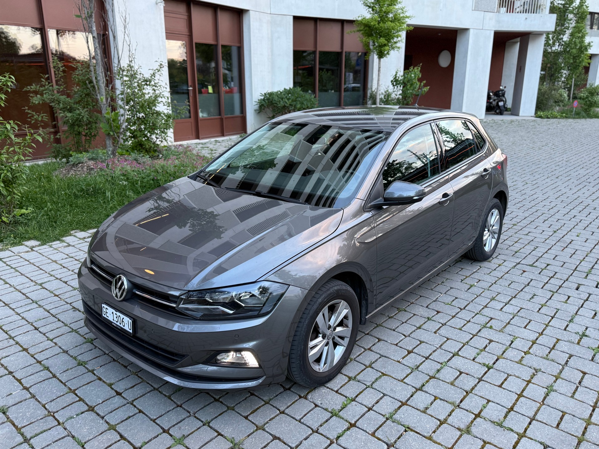 VW Polo 1.0 TSI BMT Highline DSG-image-6