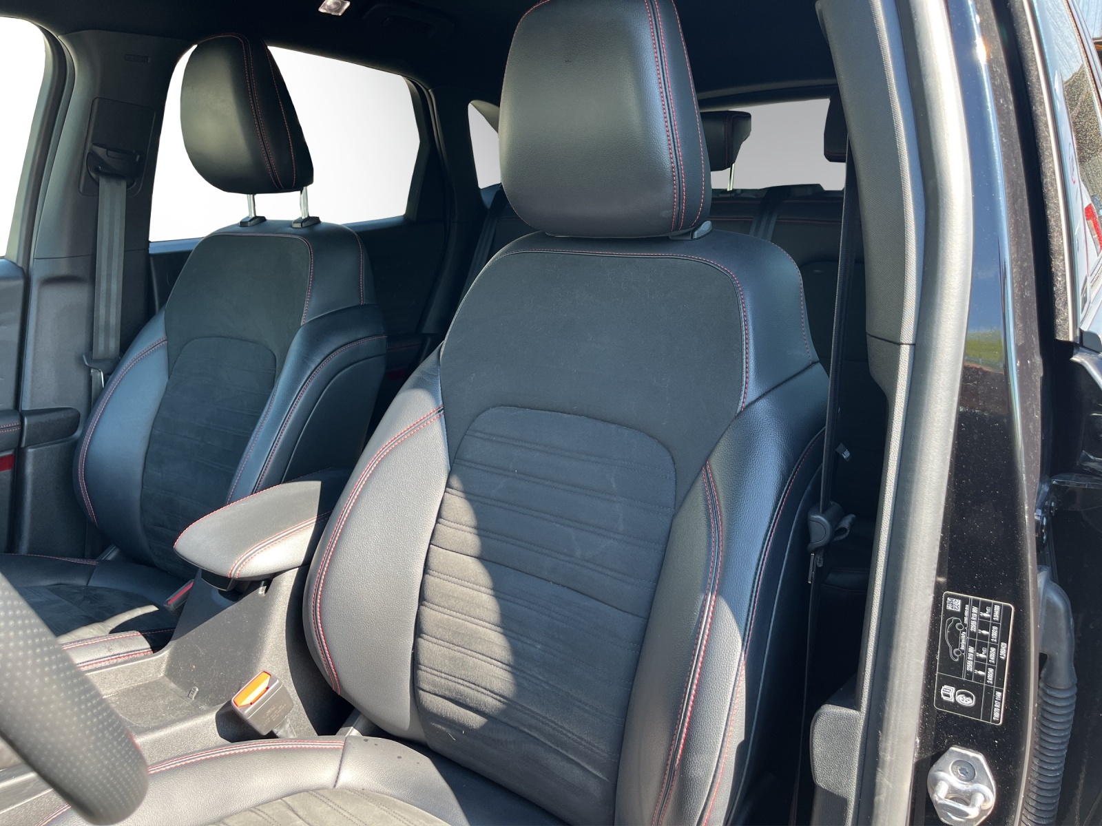 FORD Kuga 2.5 PHEV ST-Line X 2WD-image-7