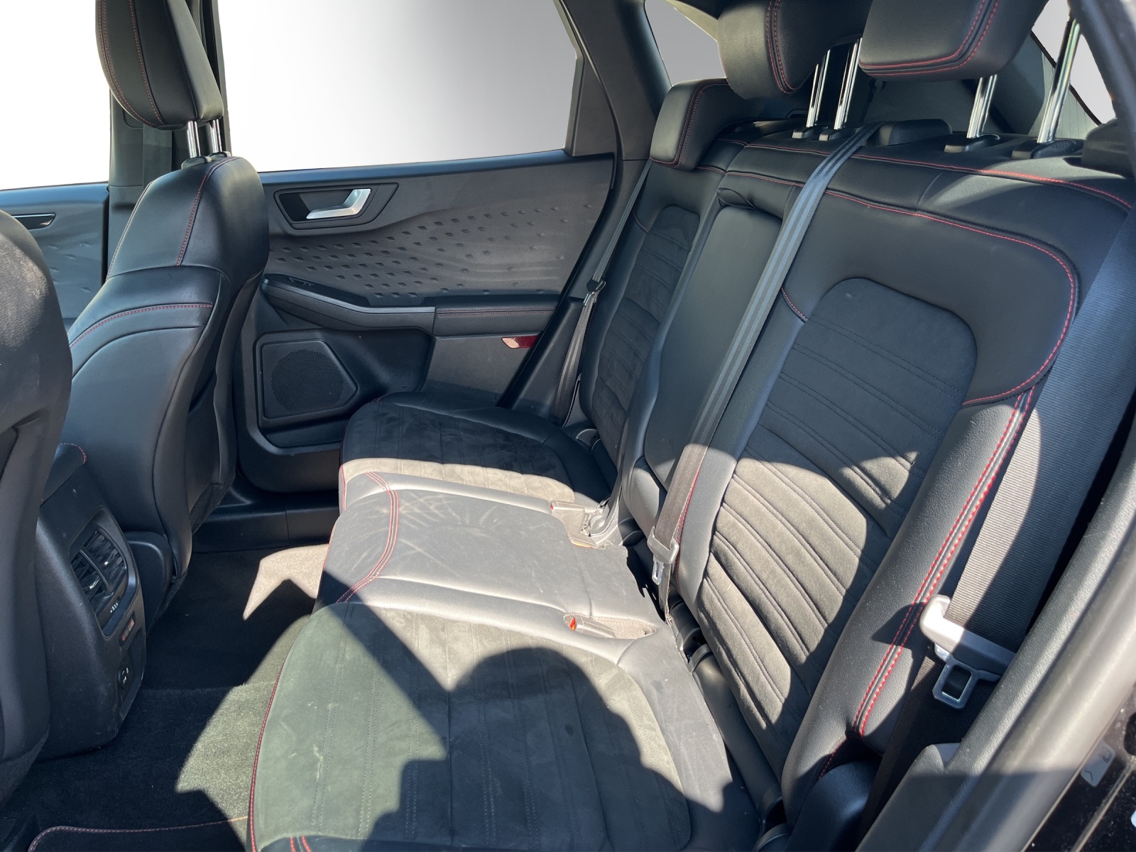FORD Kuga 2.5 PHEV ST-Line X 2WD-image-8