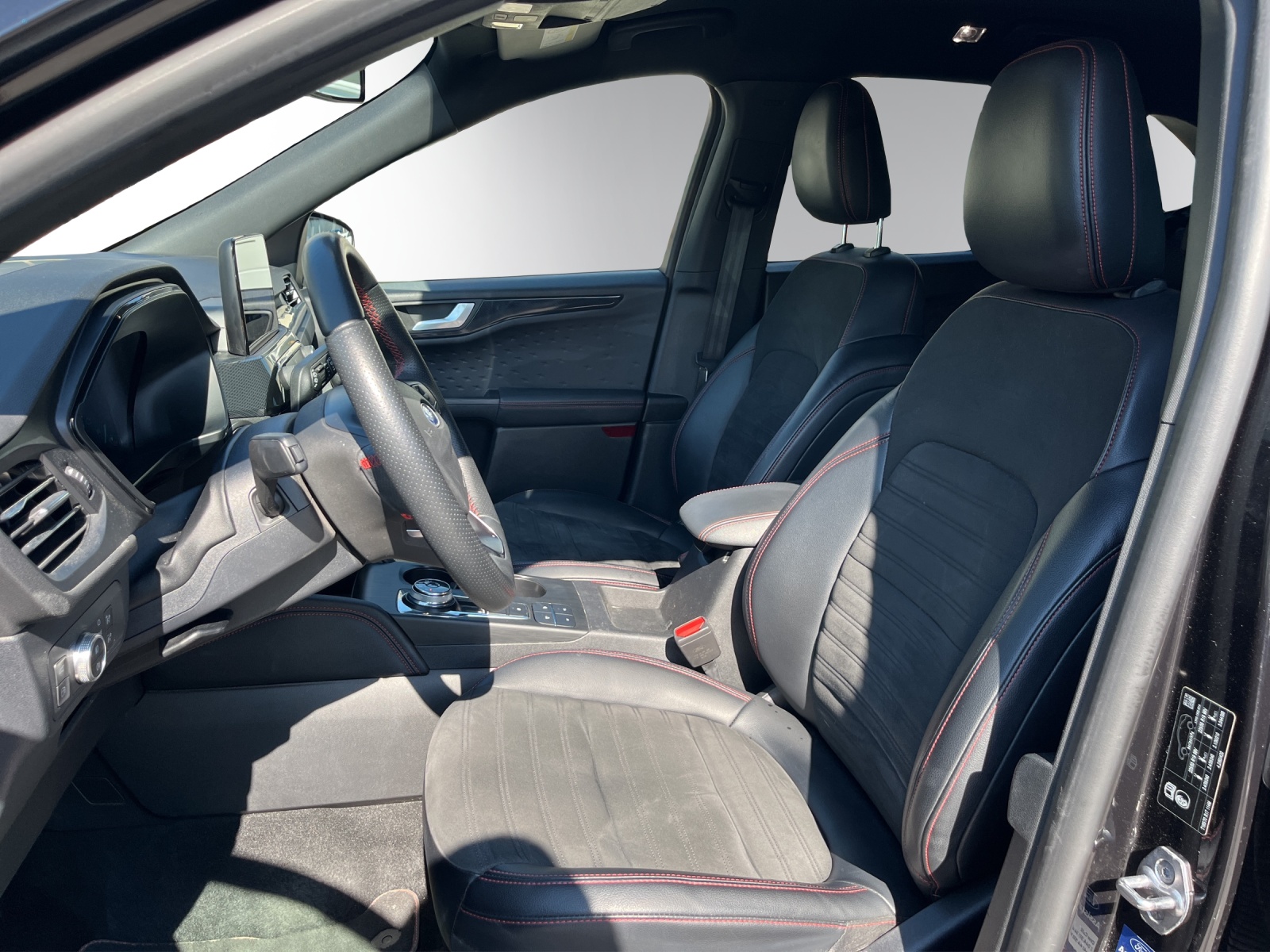FORD Kuga 2.5 PHEV ST-Line X 2WD-image-4