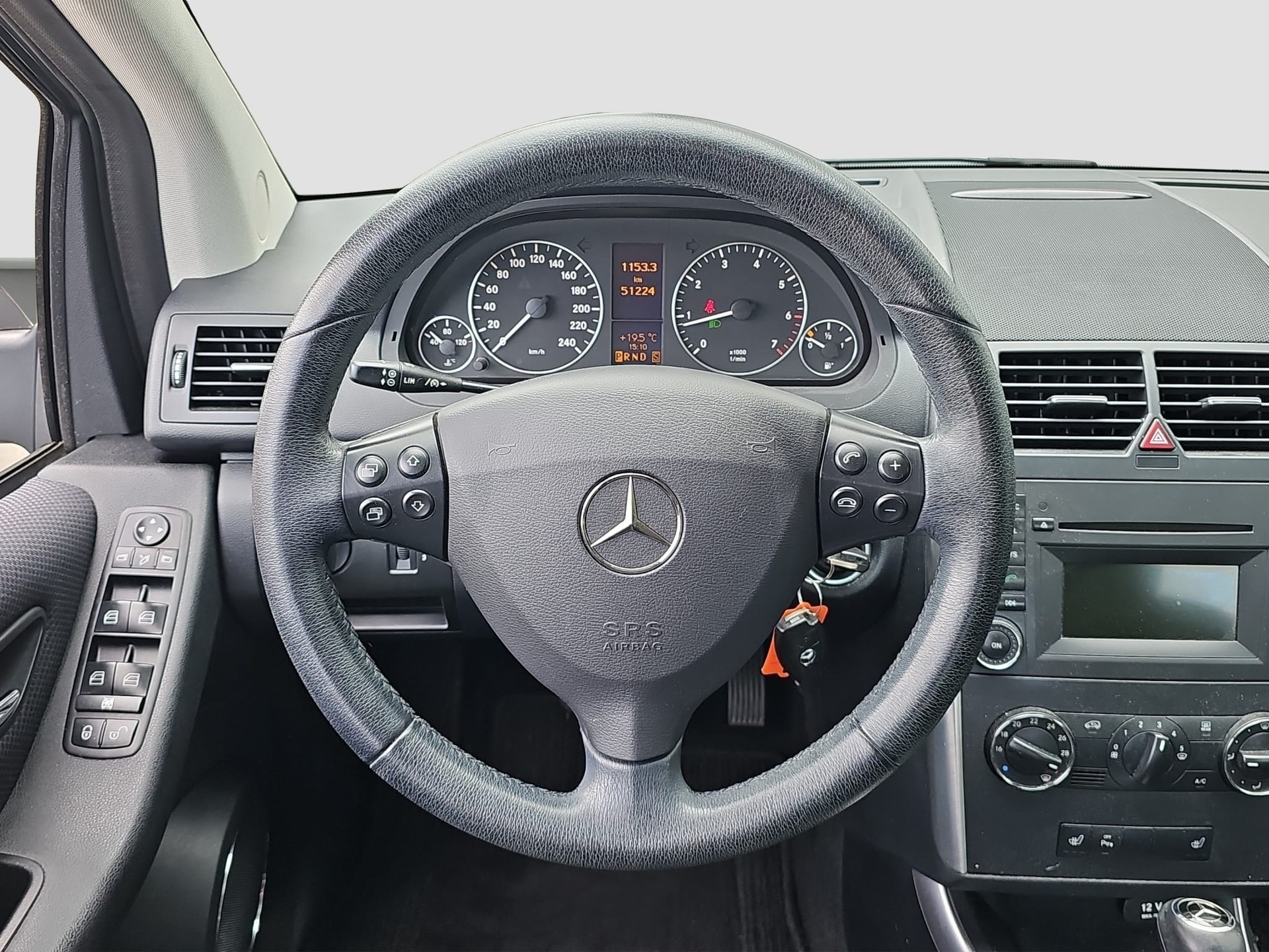 MERCEDES-BENZ A 180 (170) Avantgarde Autotronic-image-9