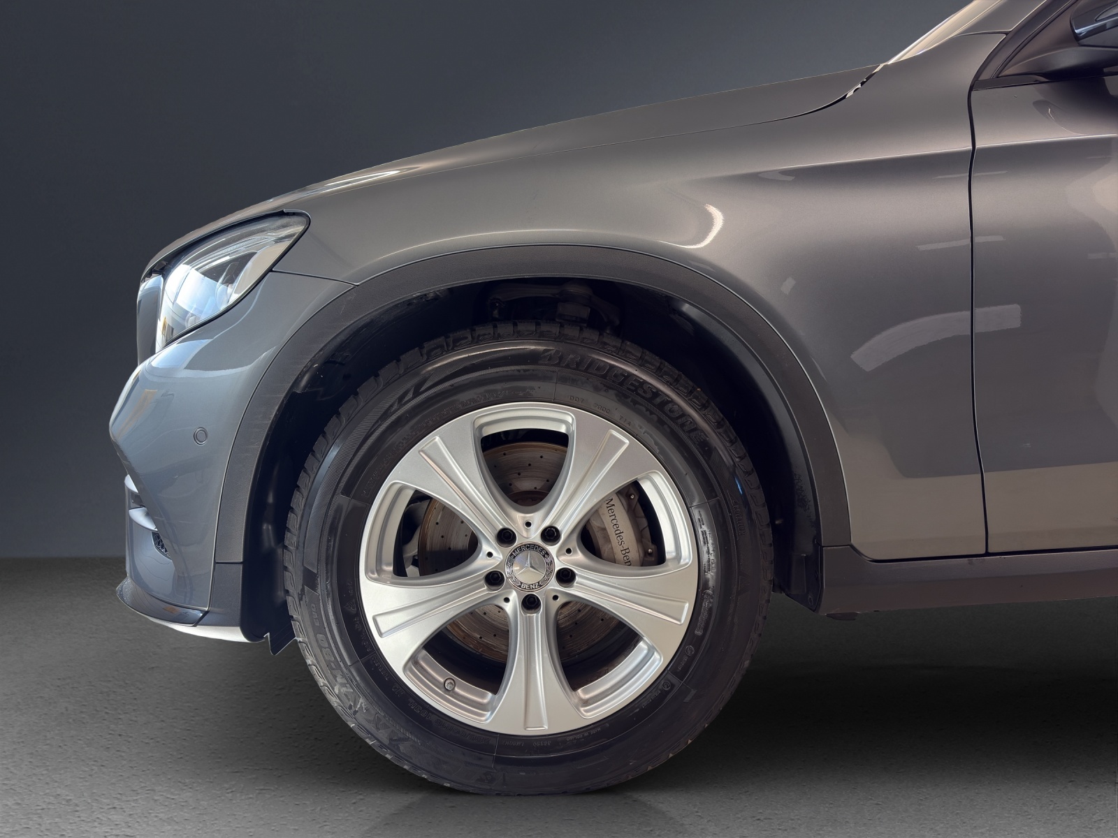 MERCEDES-BENZ GLC 250 AMG Line 4Matic-image-5